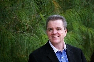 Roger Lowe