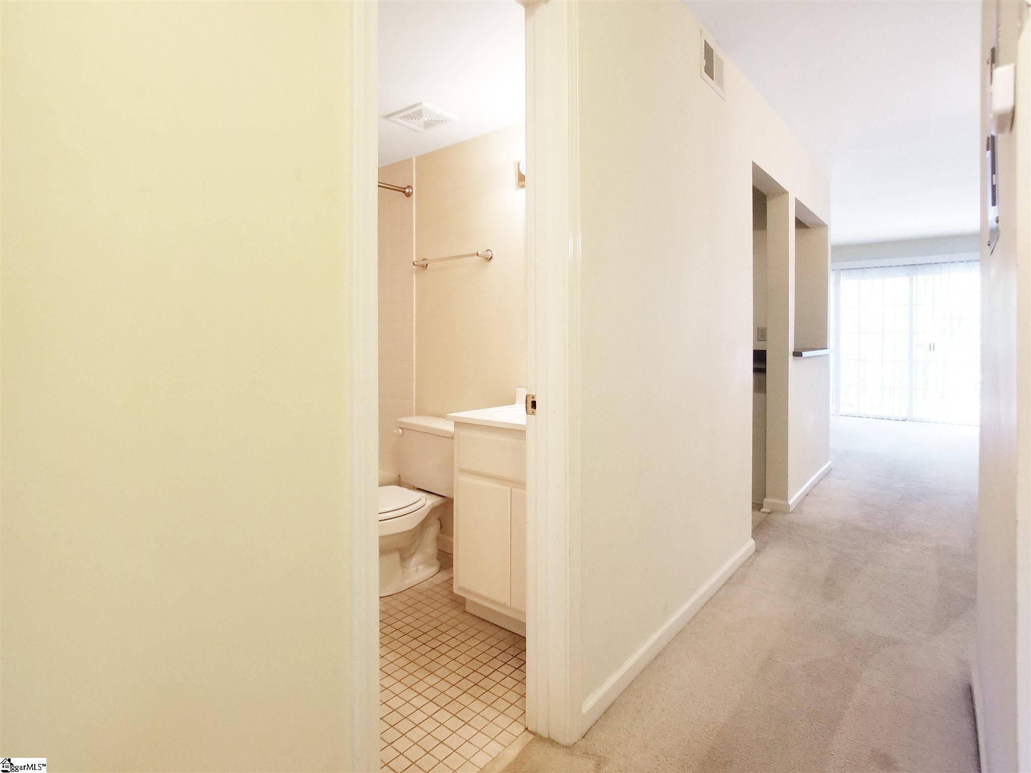 925 Cleveland Street UNIT Unit 30 Greenville, SC 29601