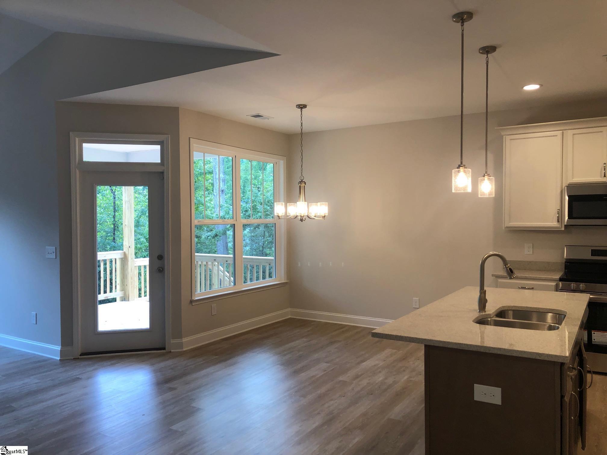 620 Forden Drive Wellford, SC 29385