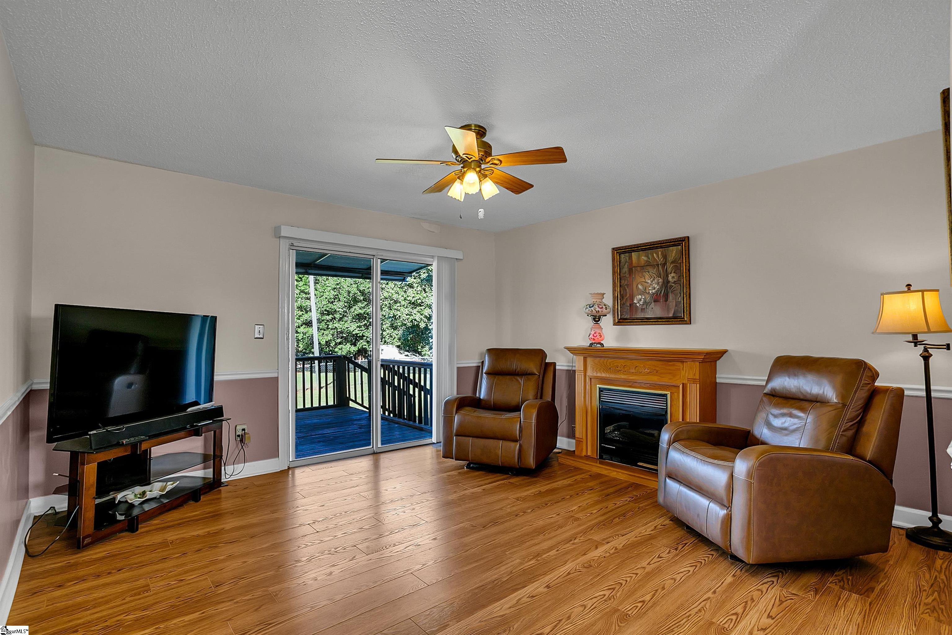 105 Hank Drive