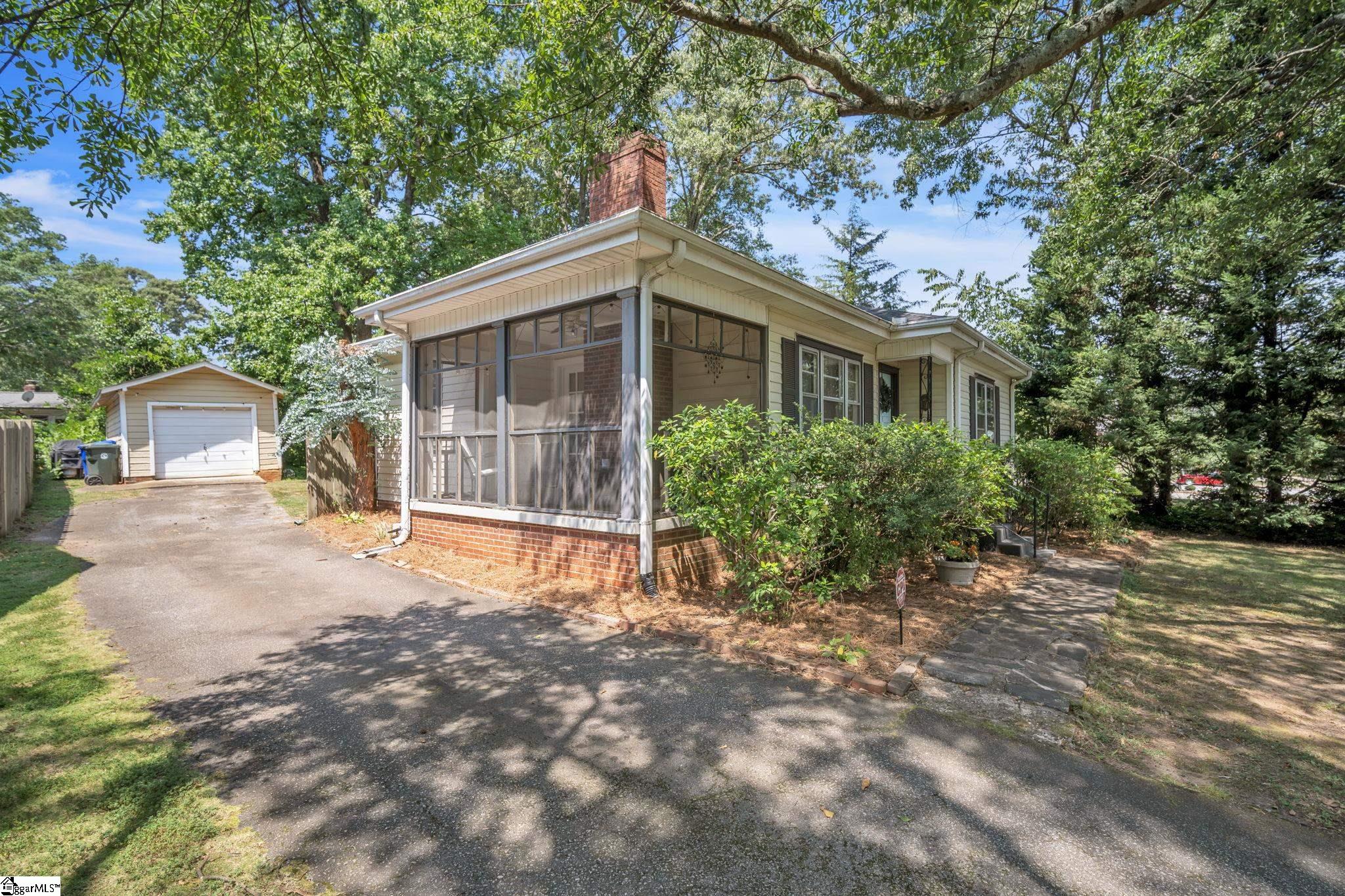 8 N Avondale Drive