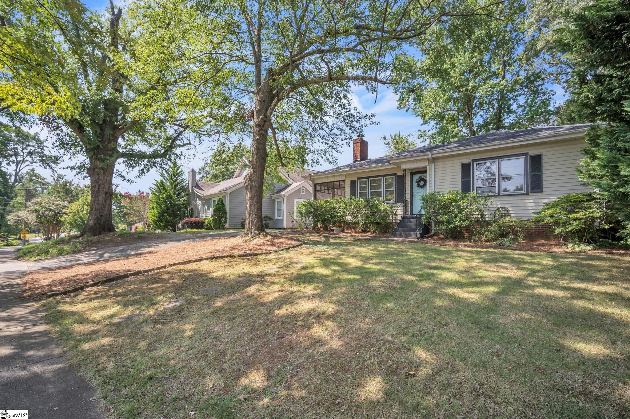 8 N Avondale Drive