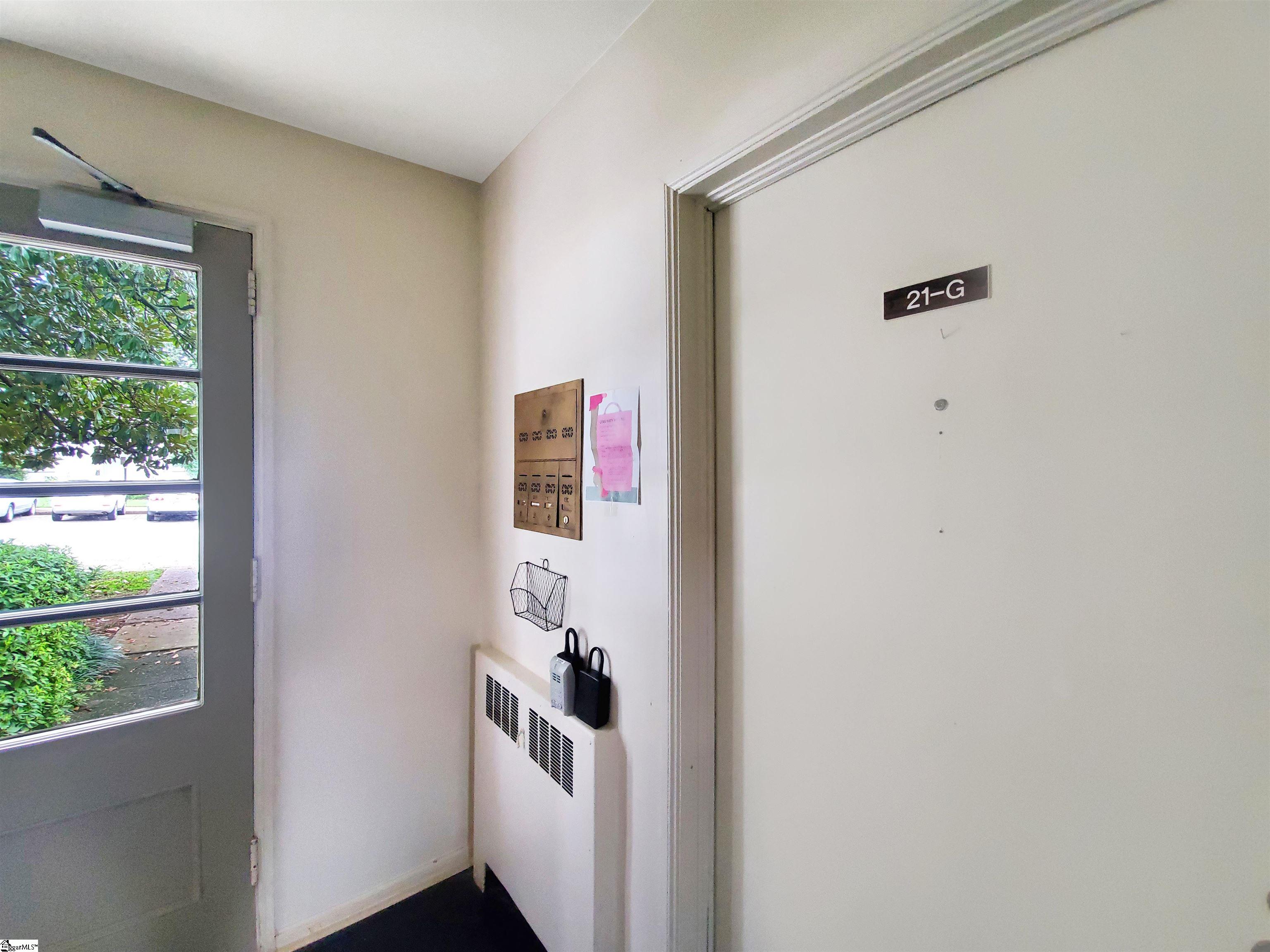 100 Lewis Drive UNIT Unit 21-G Greenville, SC 29605