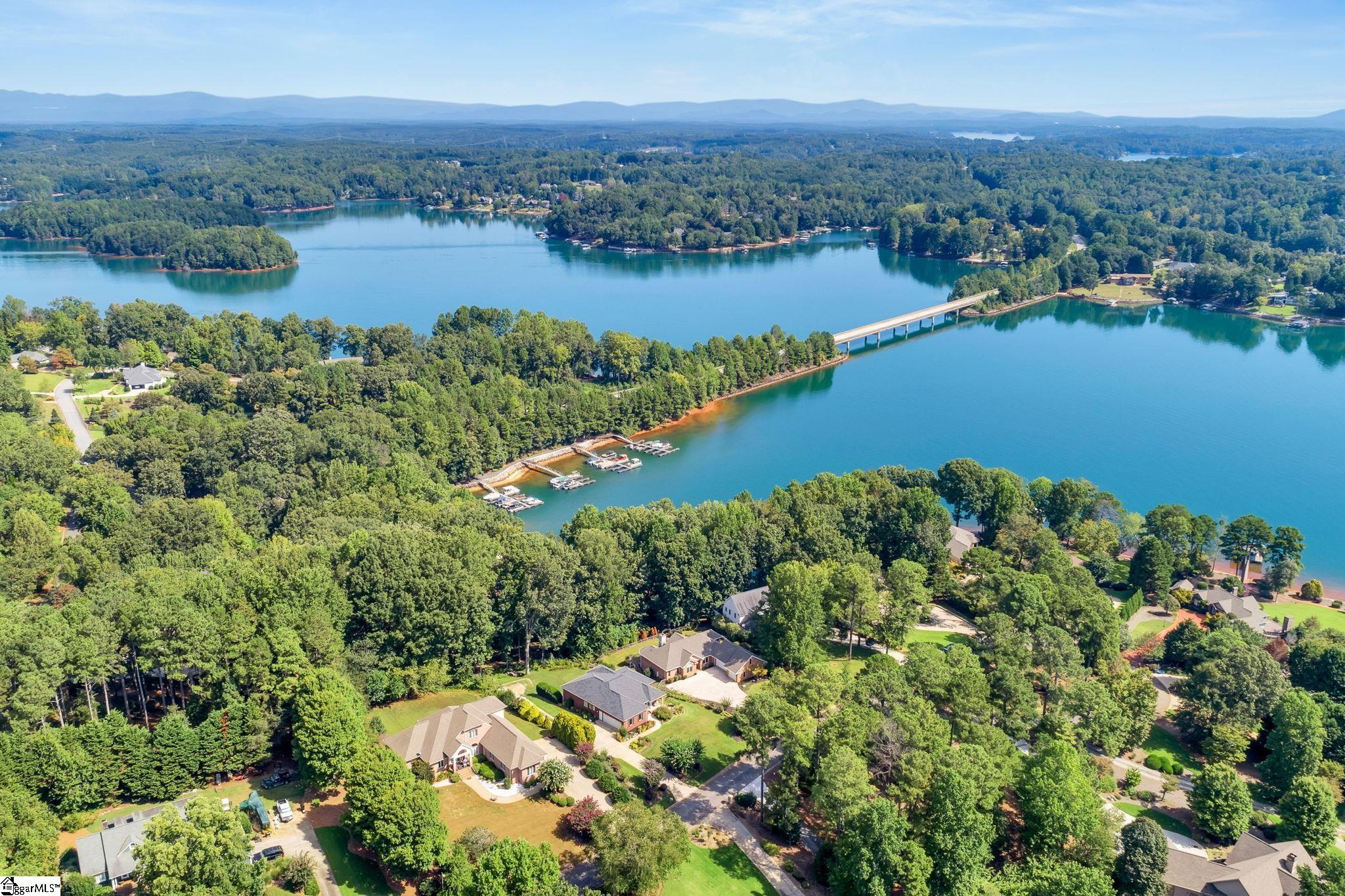 Homes for sale in Seneca, SC | 209 Amethyst Wy, Seneca, SC 29672 | MLS# 1507765