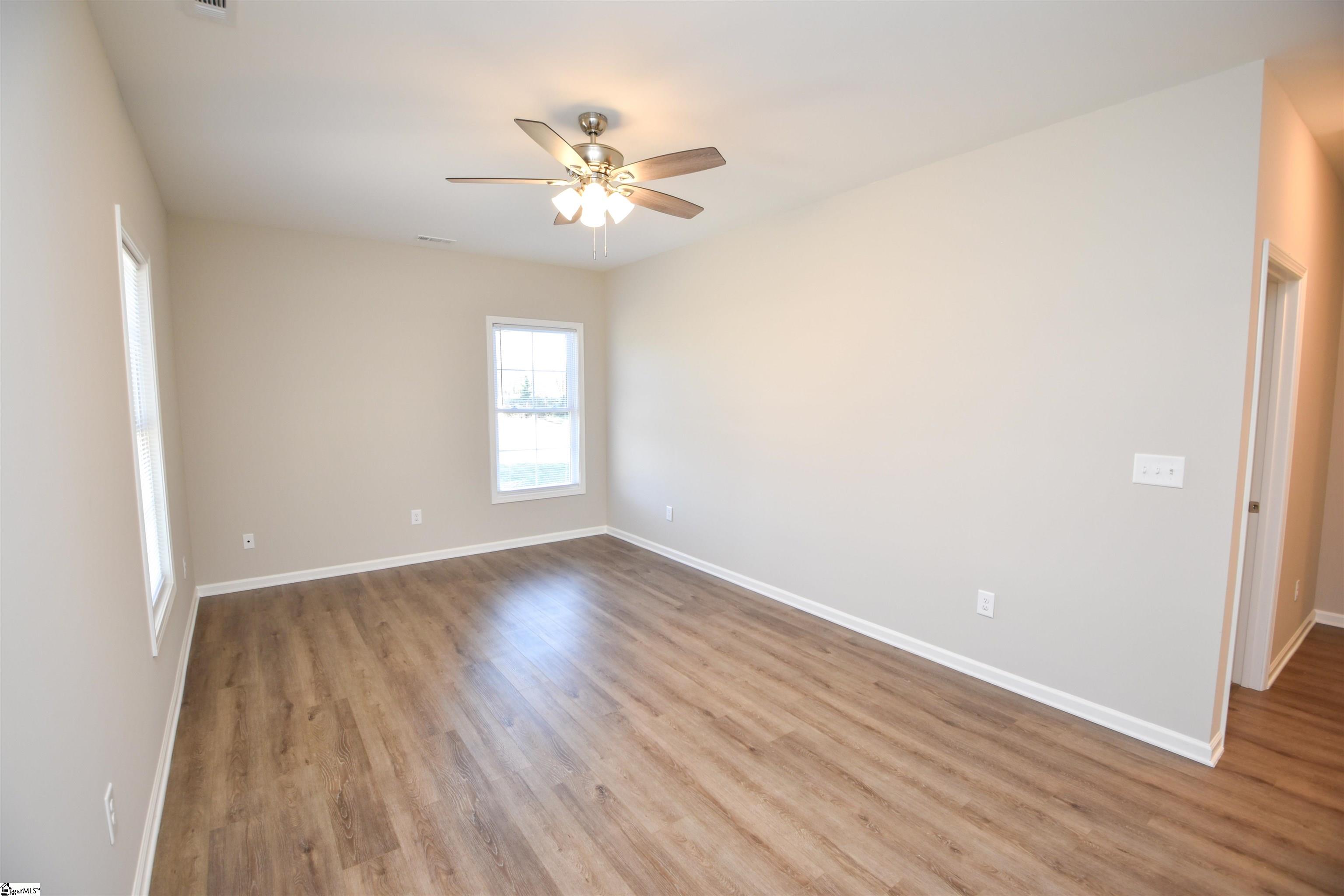 85 Cunningham Road Woodruff, SC 29388