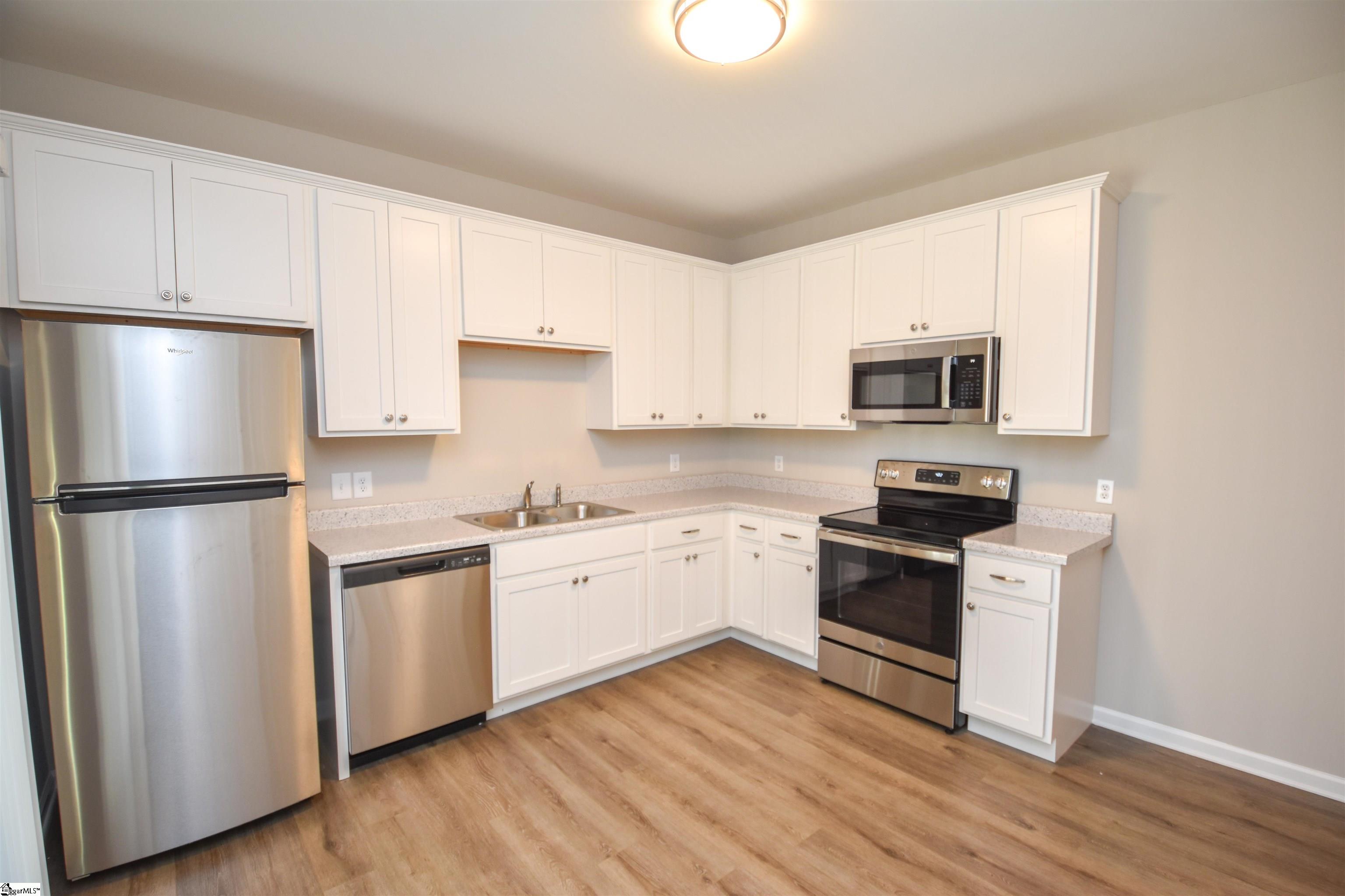85 Cunningham Road Woodruff, SC 29388