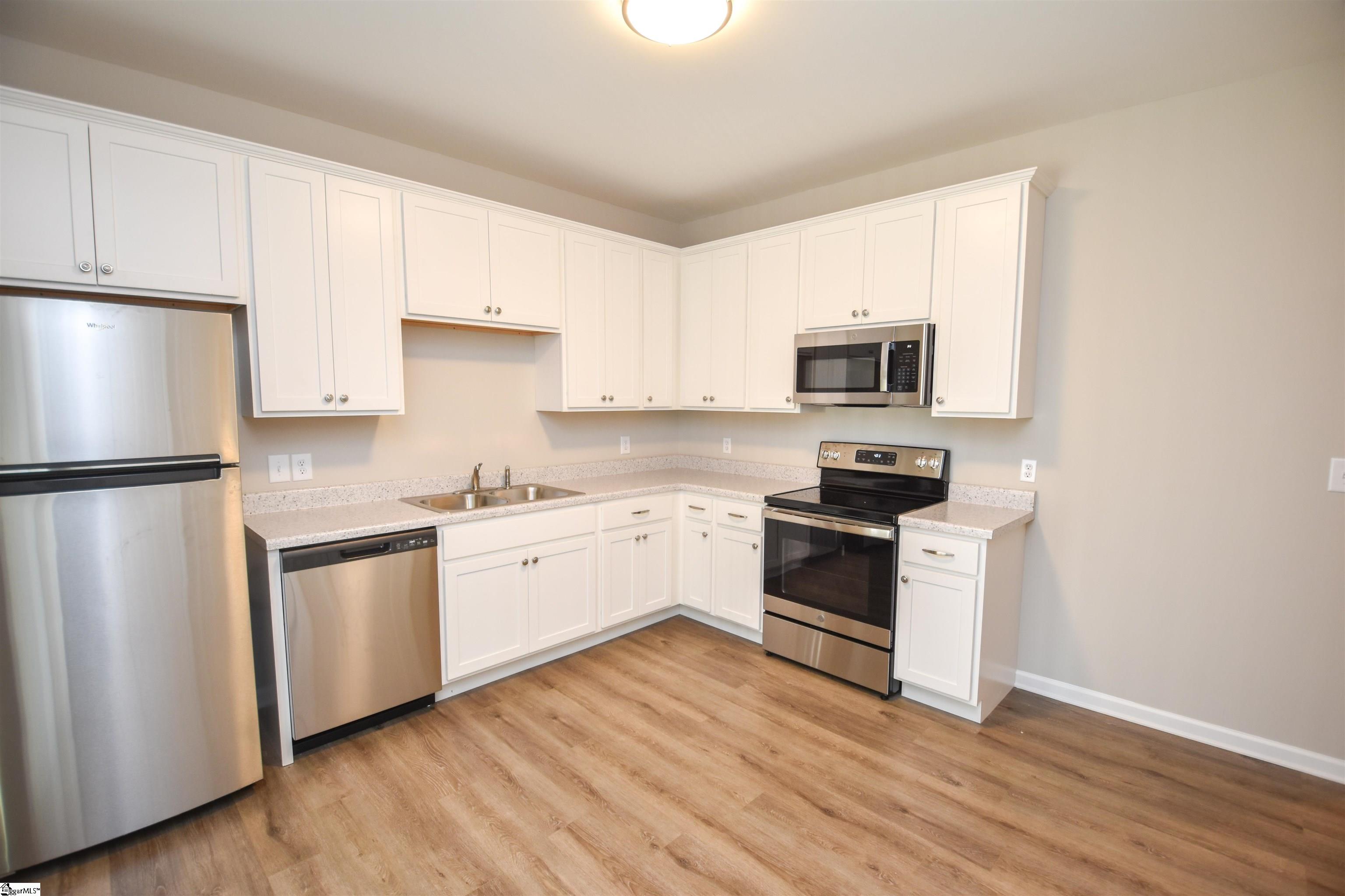 85 Cunningham Road Woodruff, SC 29388