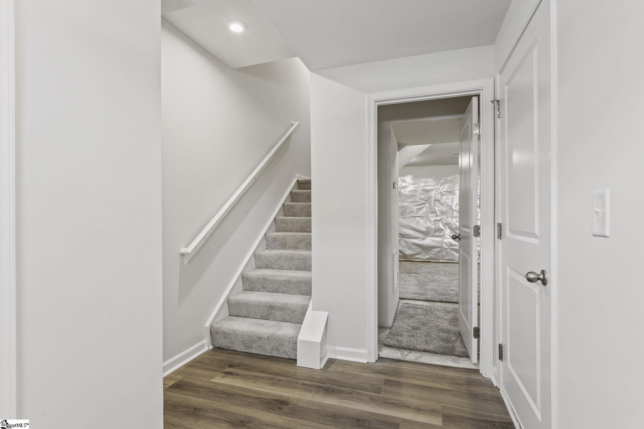 32 Verdant Leaf Way Greenville, SC 29617
