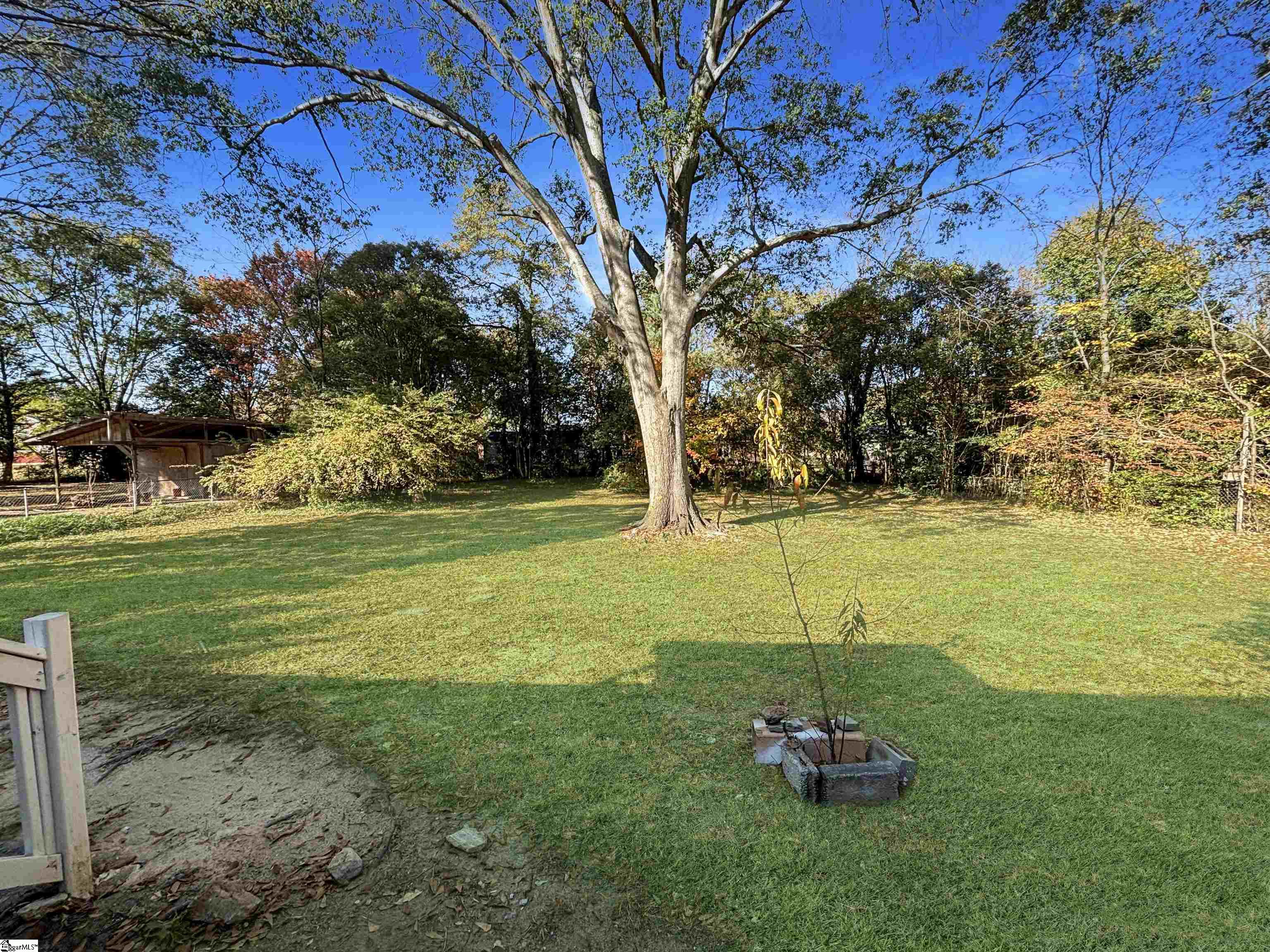 1115 E Lee Road Taylors, SC 29687