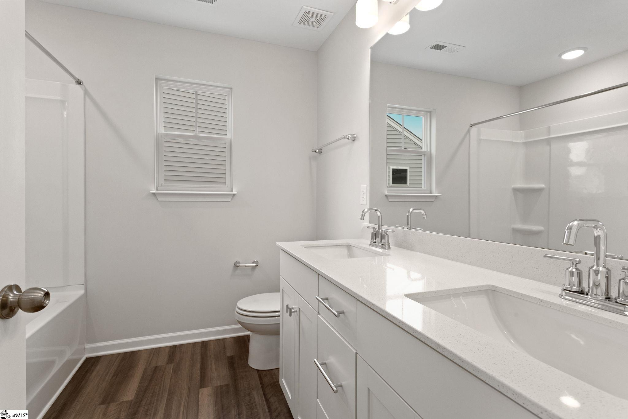 6077 Haddington Drive Roebuck, SC 29376