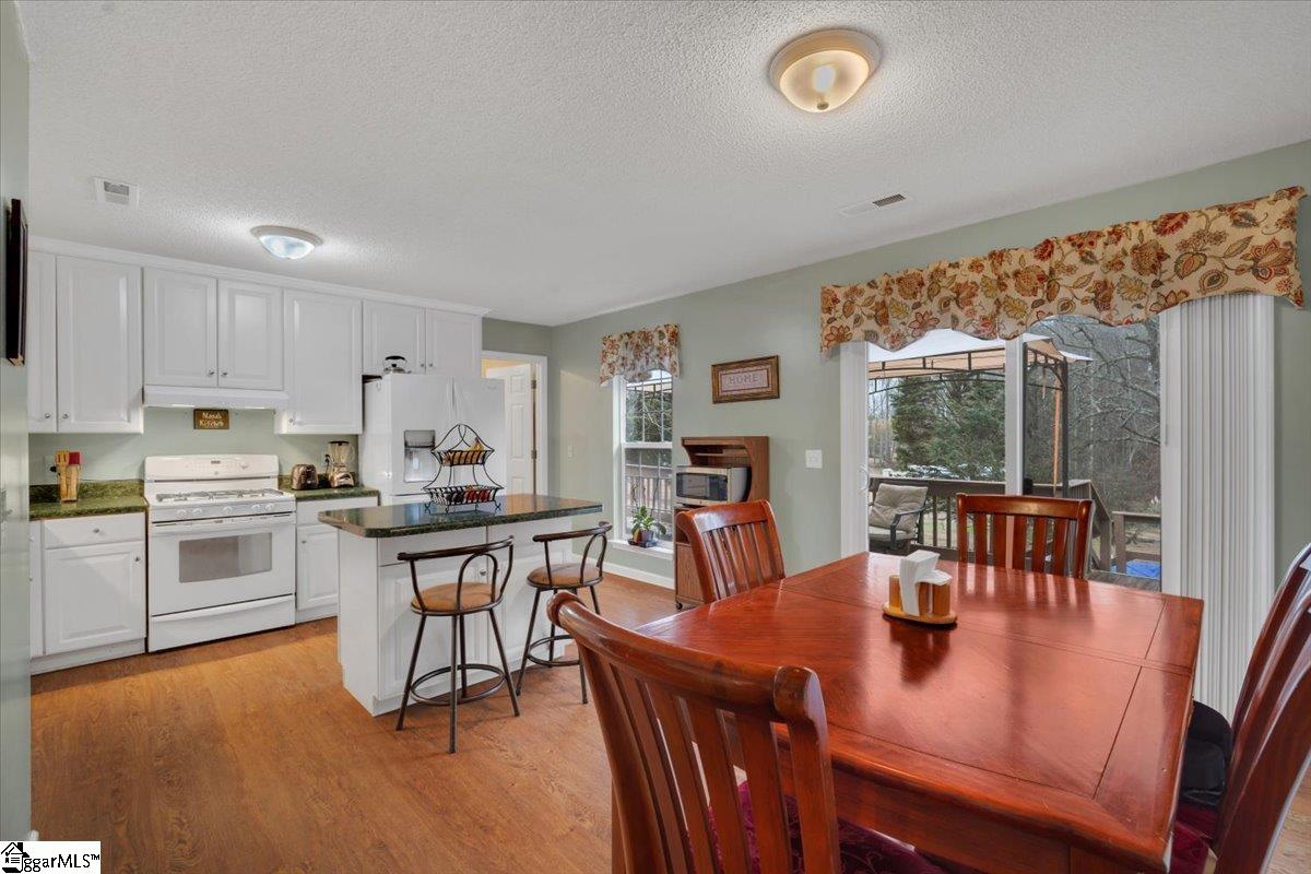 11 Dottie Court