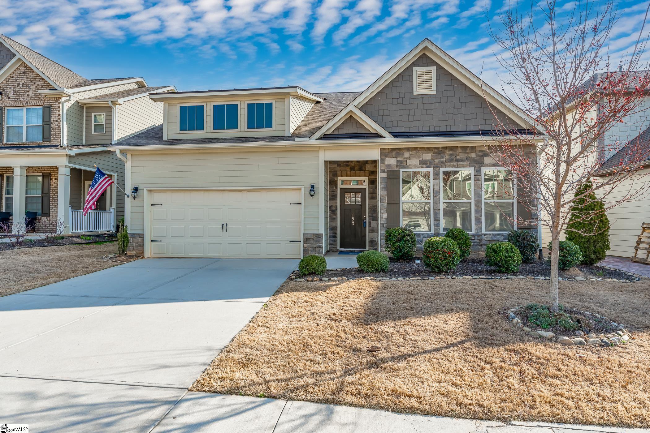 123 Crowned Eagle Court