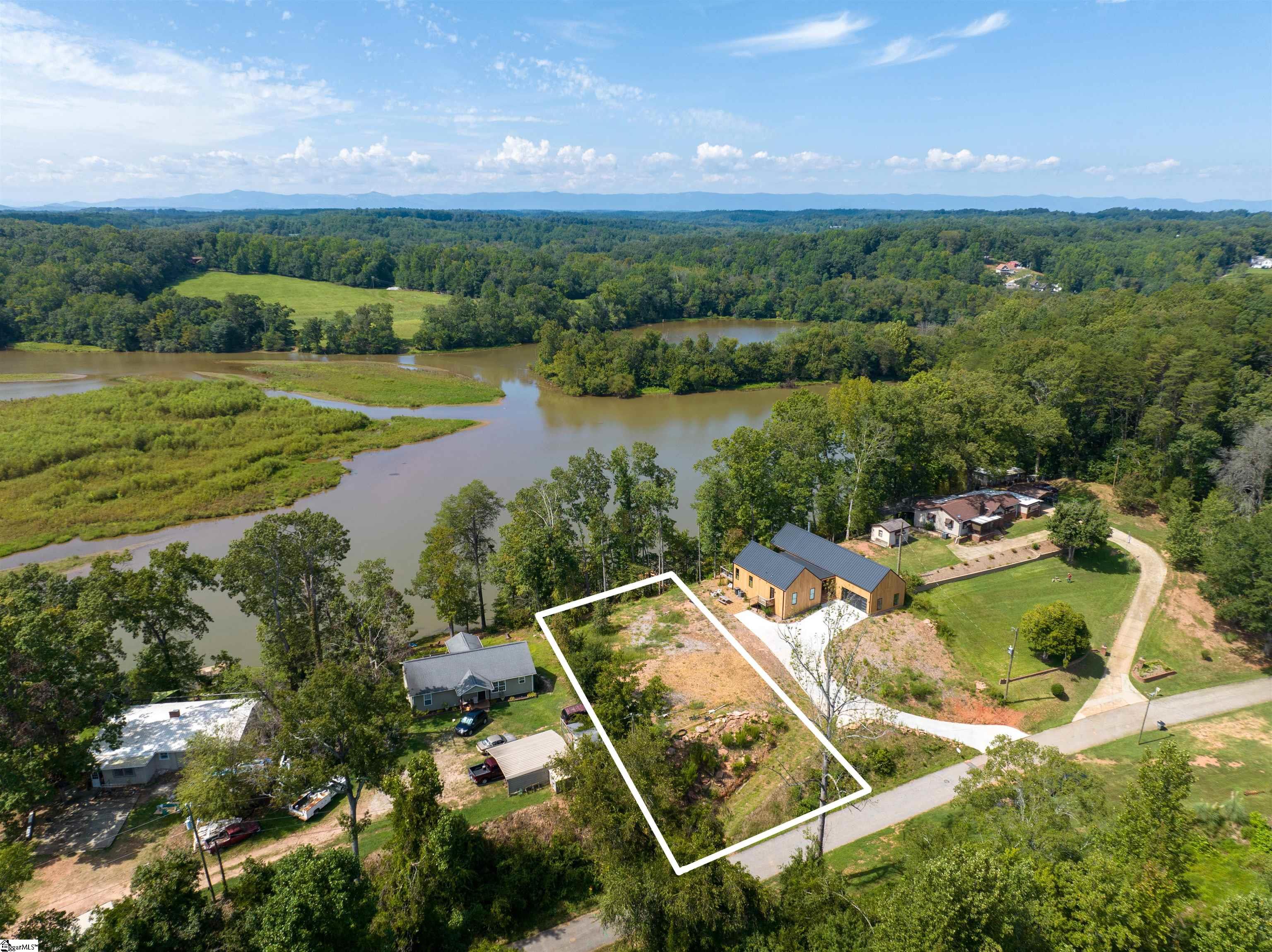 570 Club Drive Greenville, SC 29611