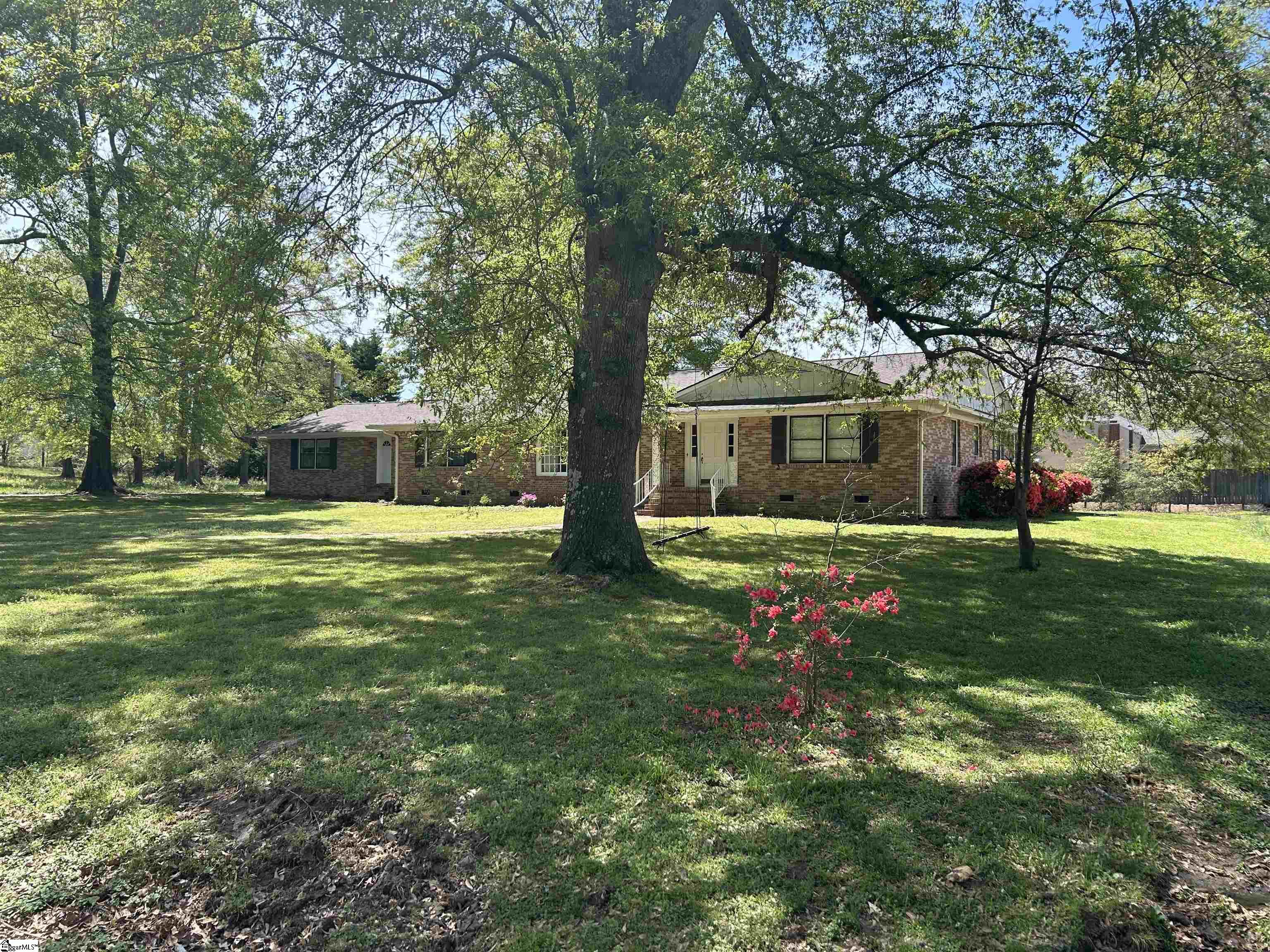 106 Ansel Drive Clinton, SC 29325
