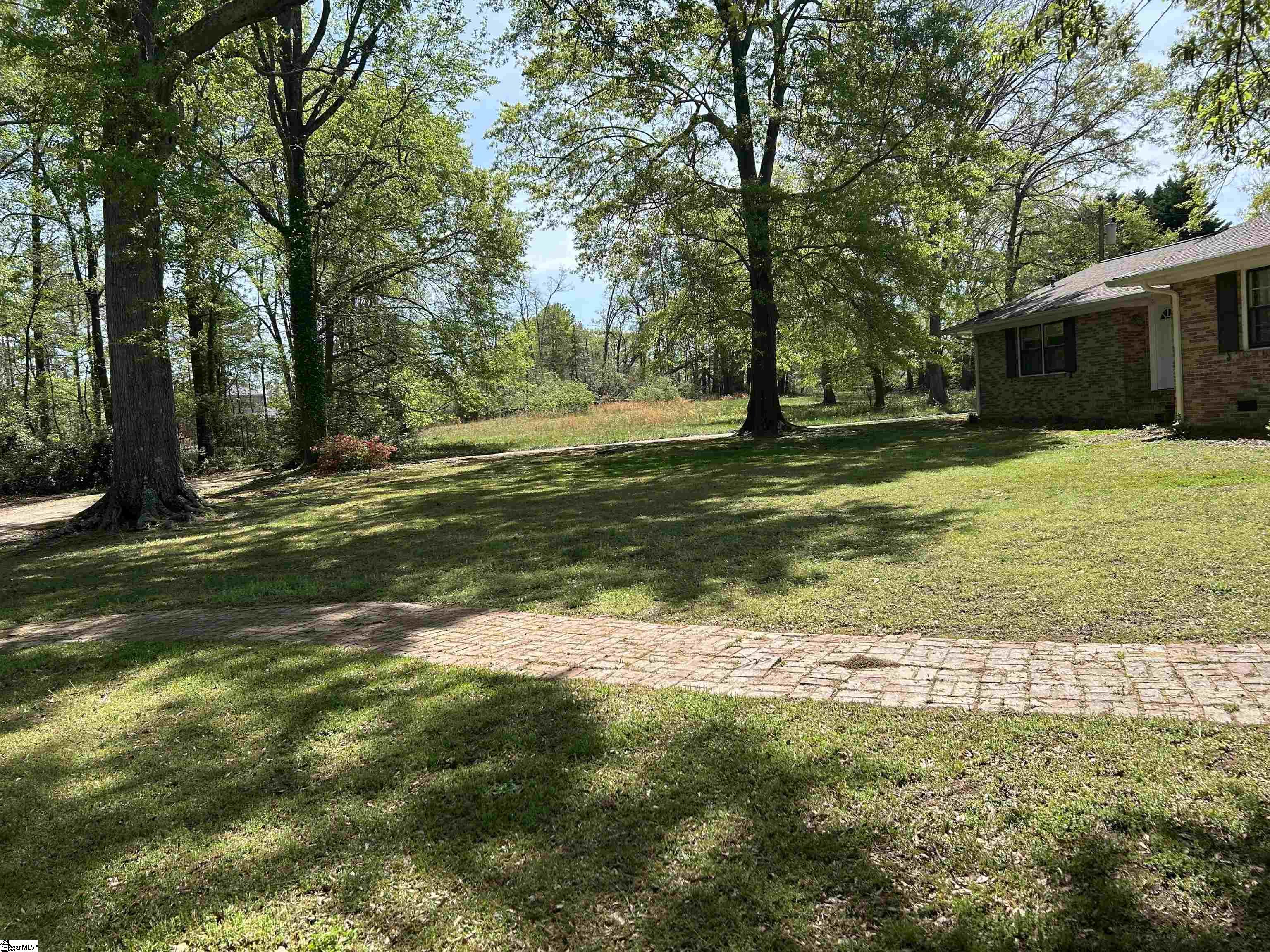 106 Ansel Drive Clinton, SC 29325