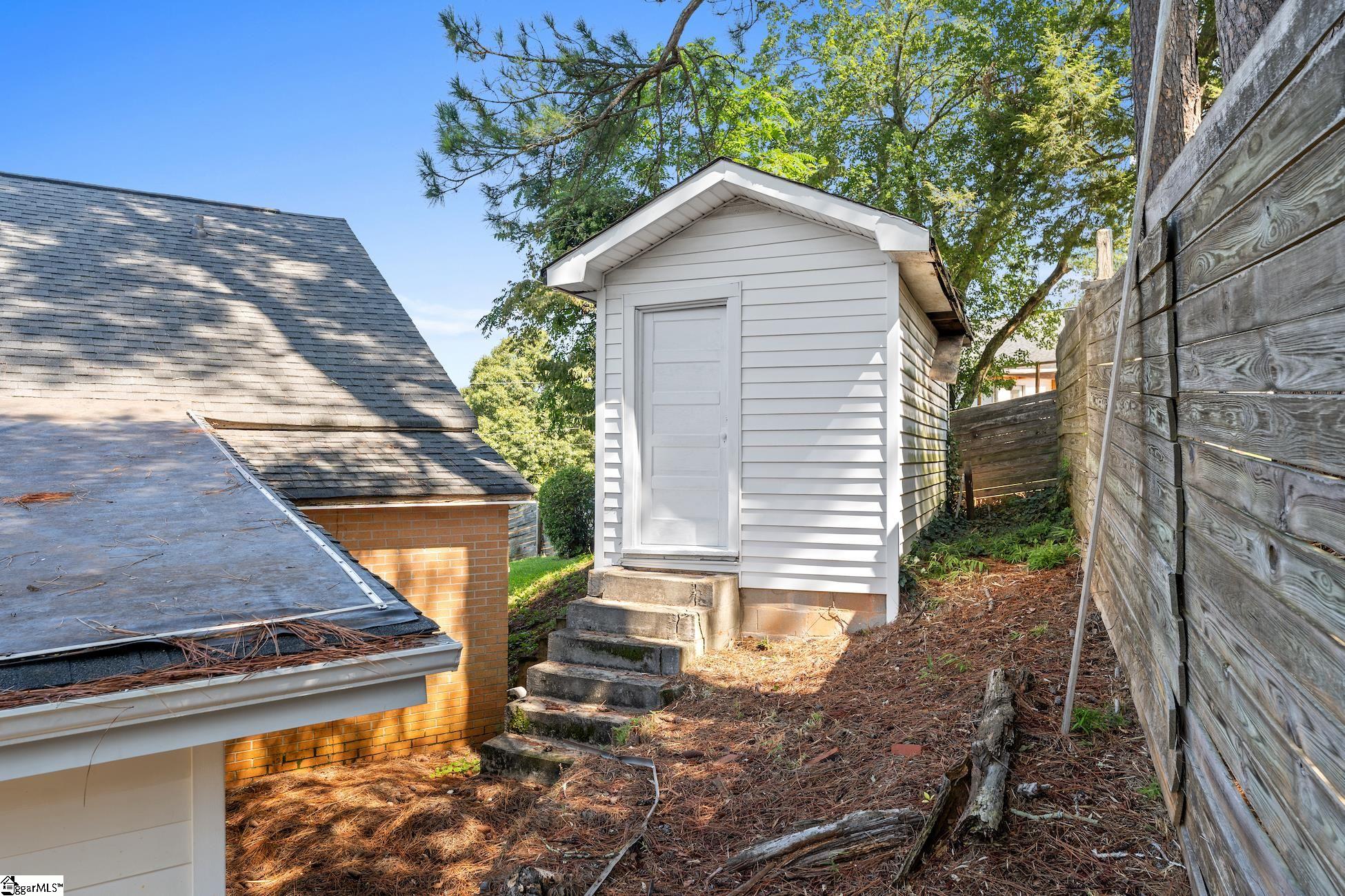 108 East B Avenue Easley, SC 29640