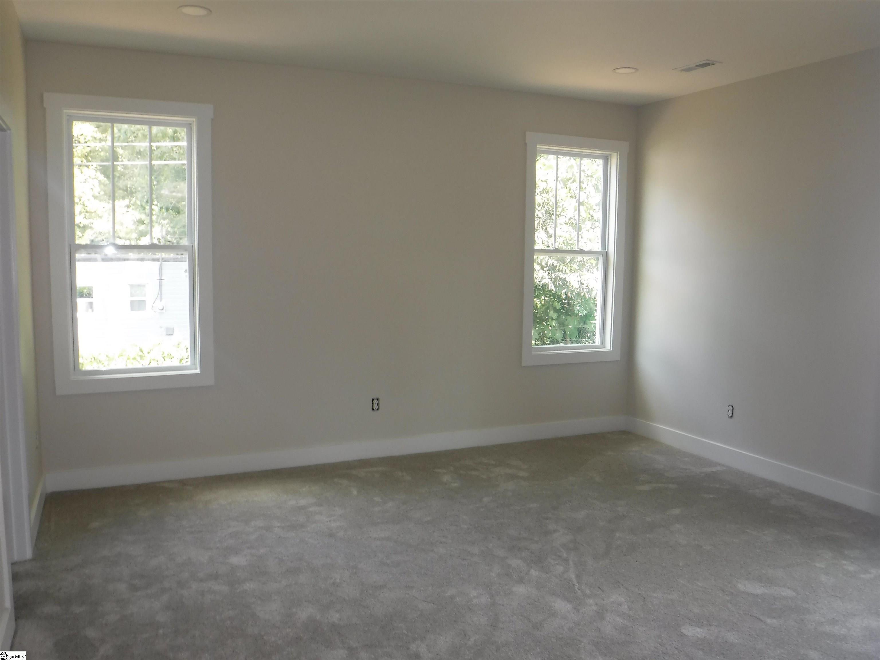 504 Greenlea Street Spartanburg, SC 29306