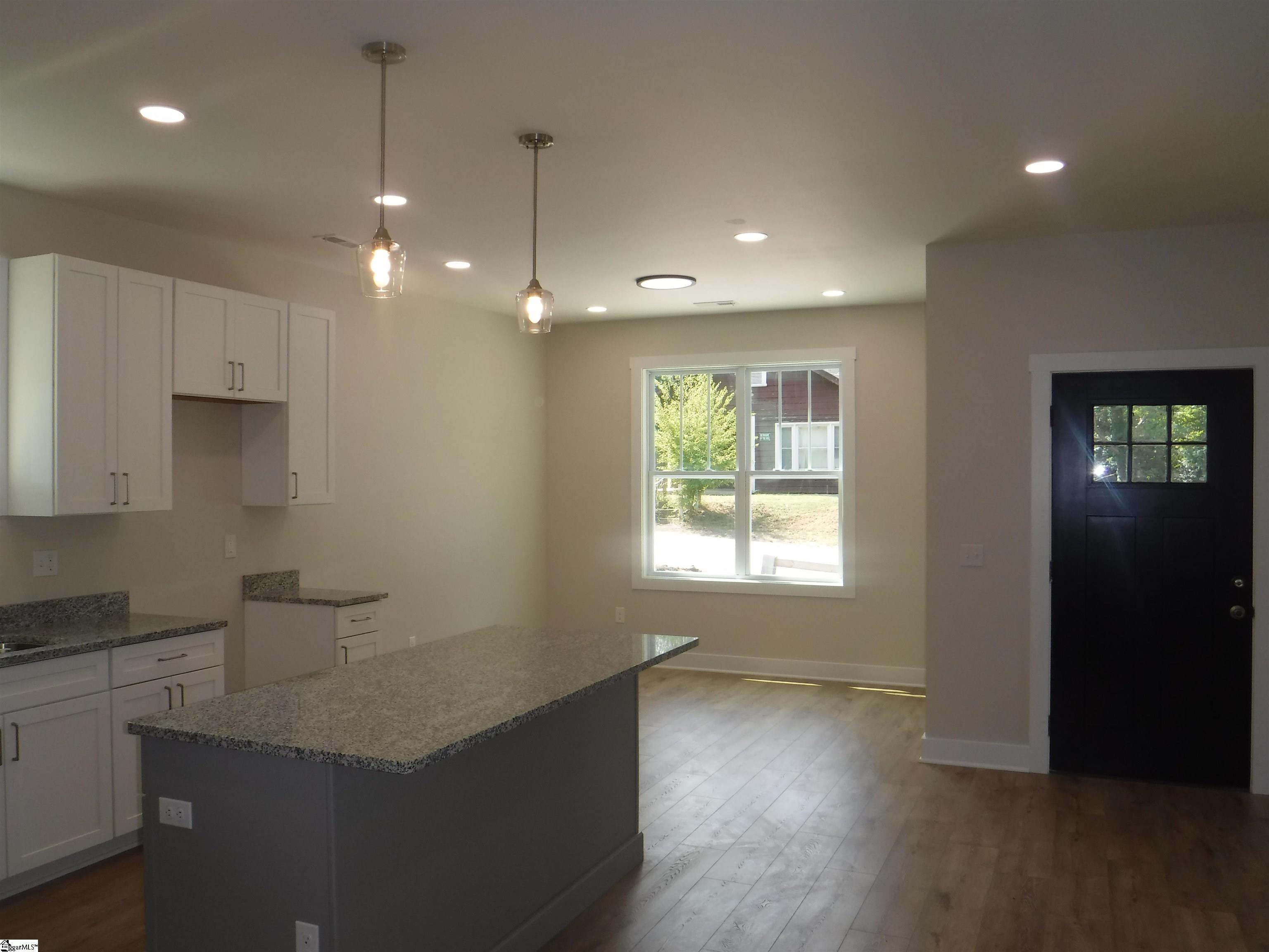 504 Greenlea Street Spartanburg, SC 29306