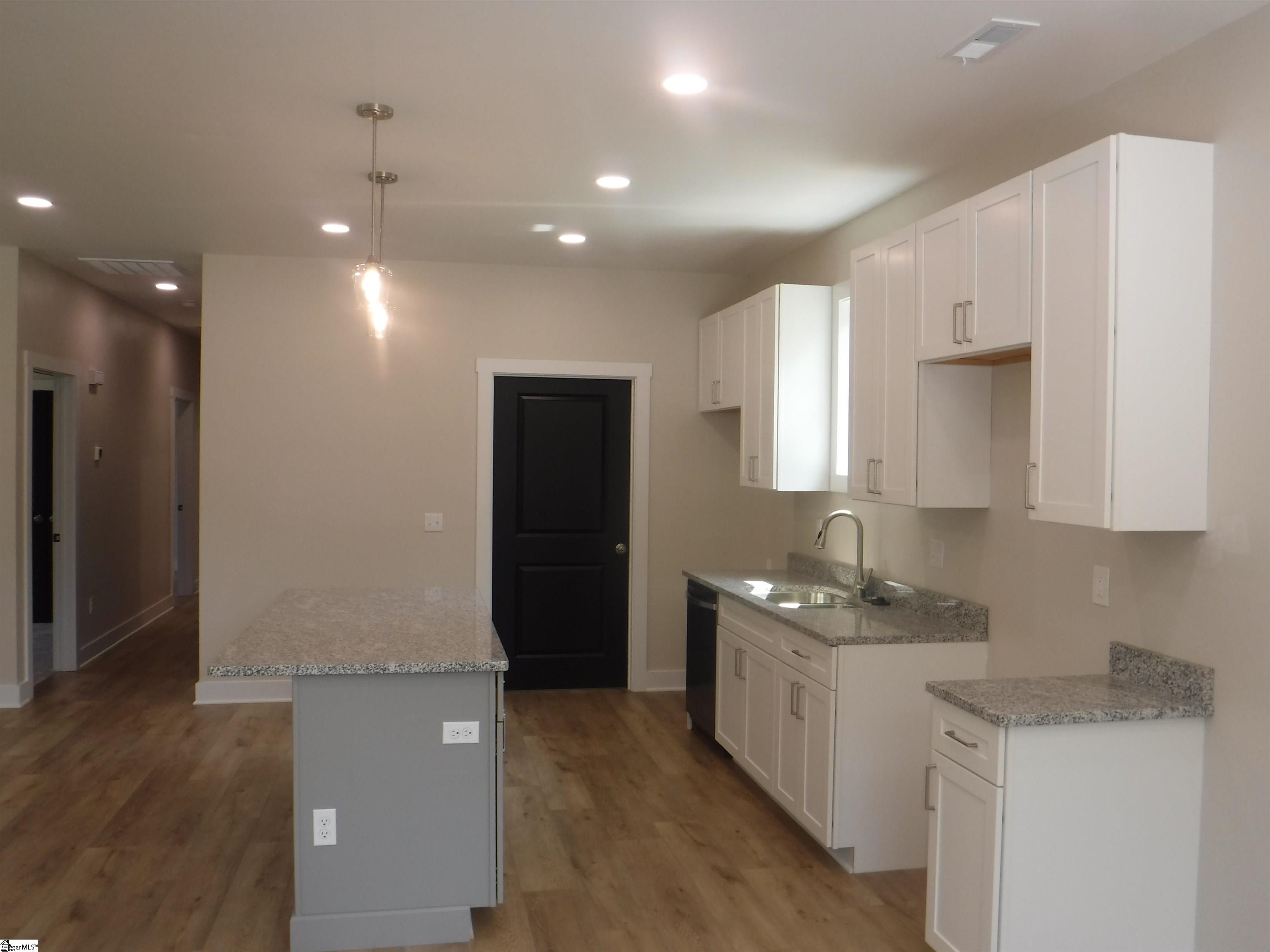 504 Greenlea Street Spartanburg, SC 29306