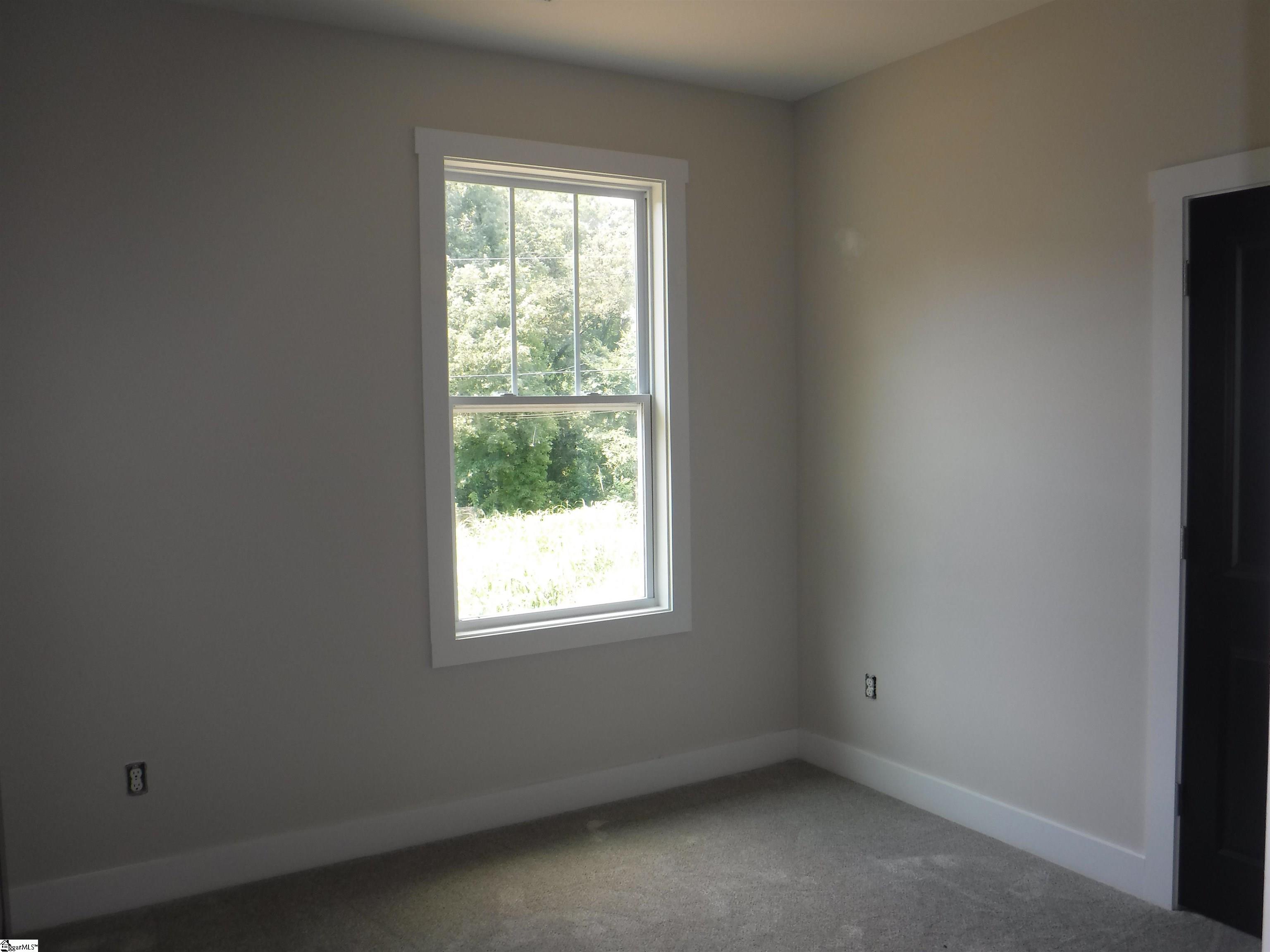 504 Greenlea Street Spartanburg, SC 29306