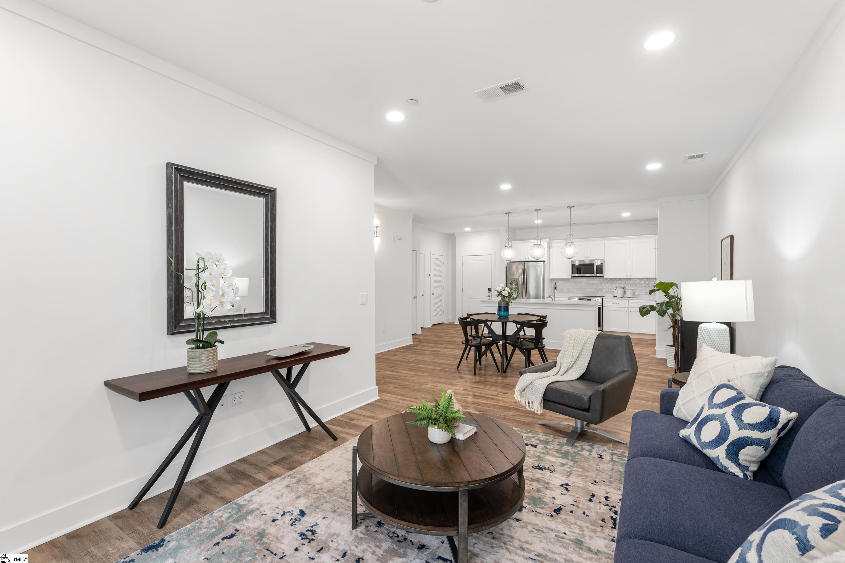 98 E McBee Avenue UNIT Unit 201 Greenville, SC 29601