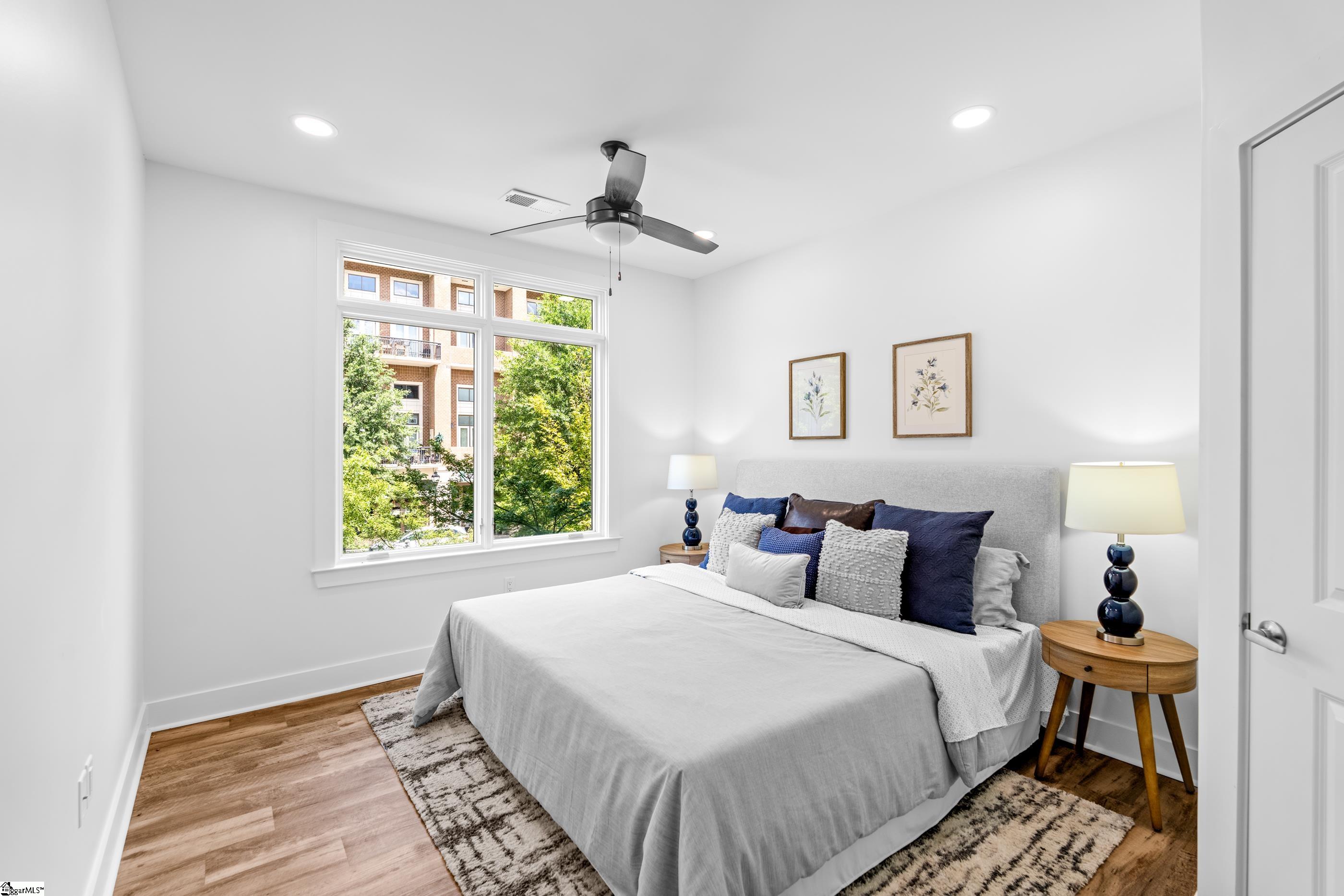 98 E McBee Avenue UNIT Unit 201 Greenville, SC 29601