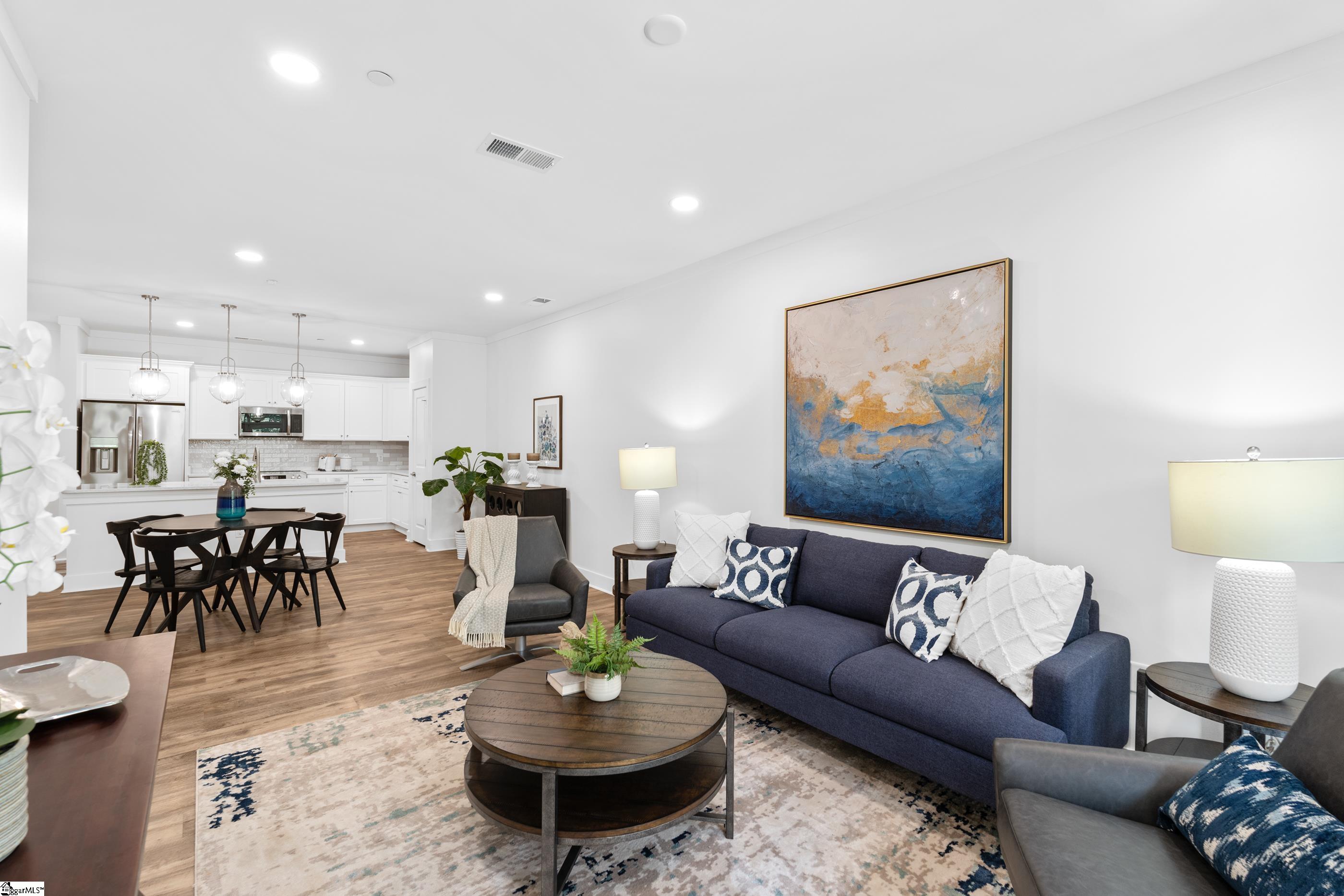 98 E McBee Avenue UNIT Unit 201 Greenville, SC 29601