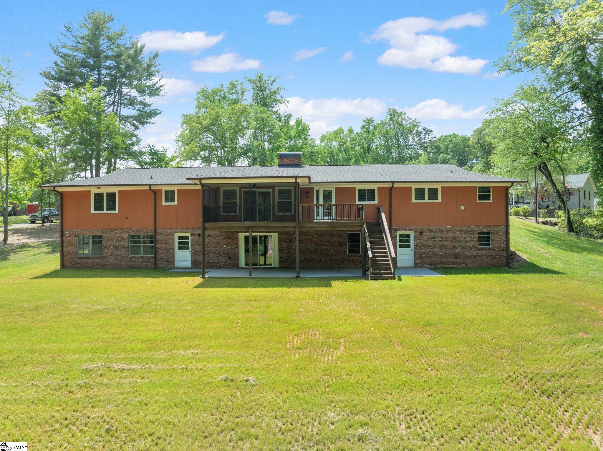 102 Ramblewood Lane Greenville, SC 29615