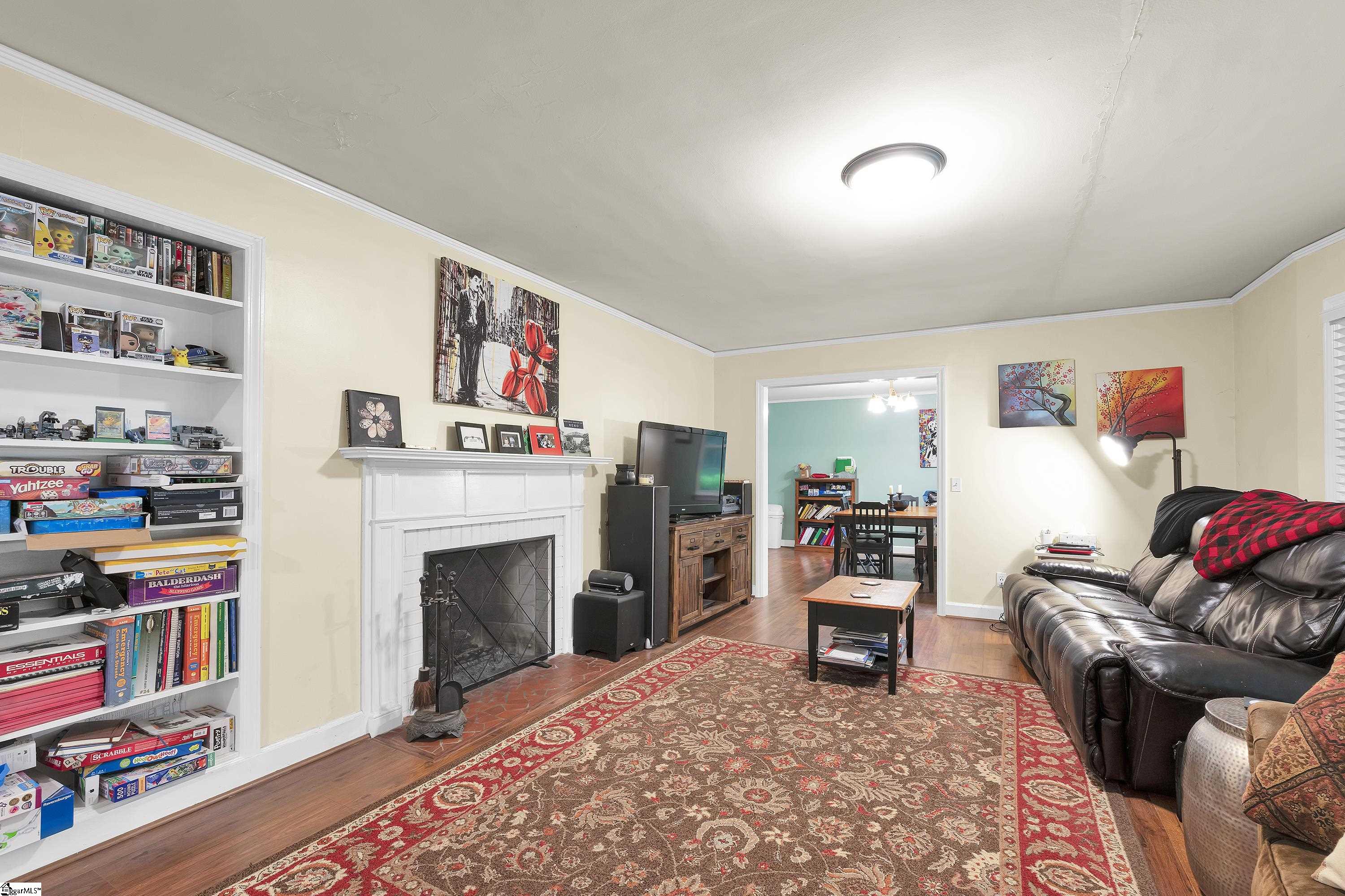 1304 NE Main Street Simpsonville, SC 29681