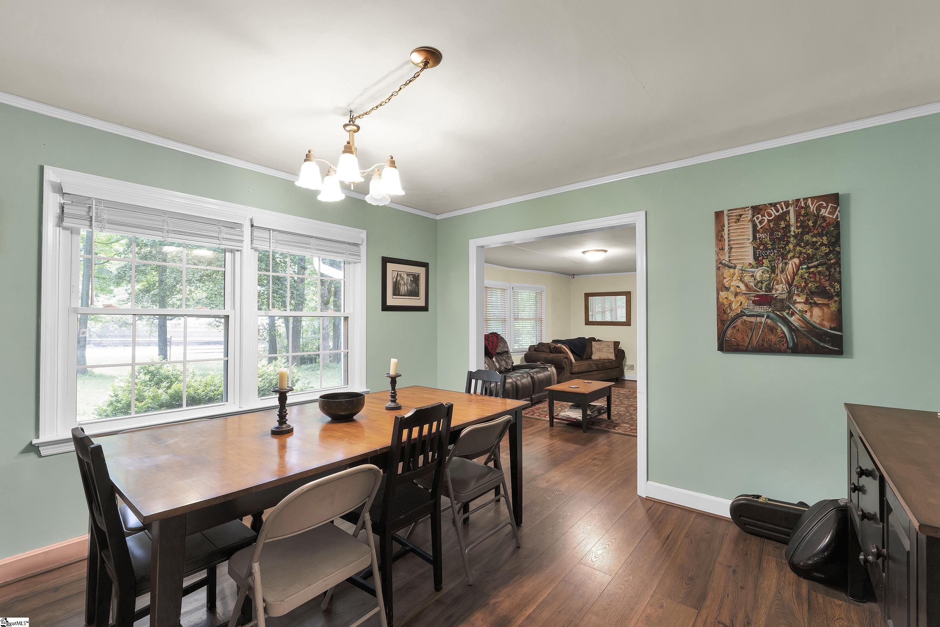 1304 NE Main Street Simpsonville, SC 29681