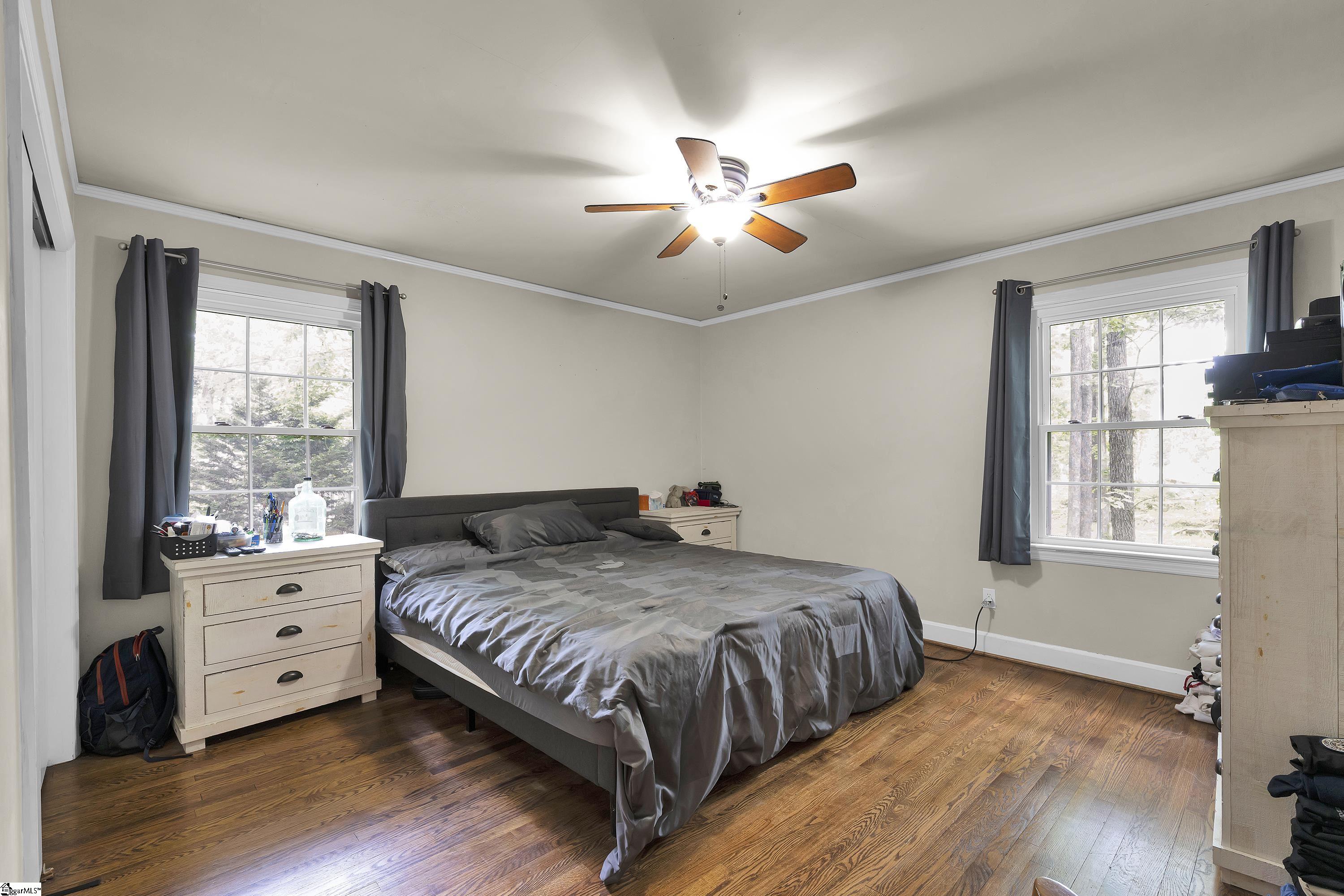 1304 NE Main Street Simpsonville, SC 29681