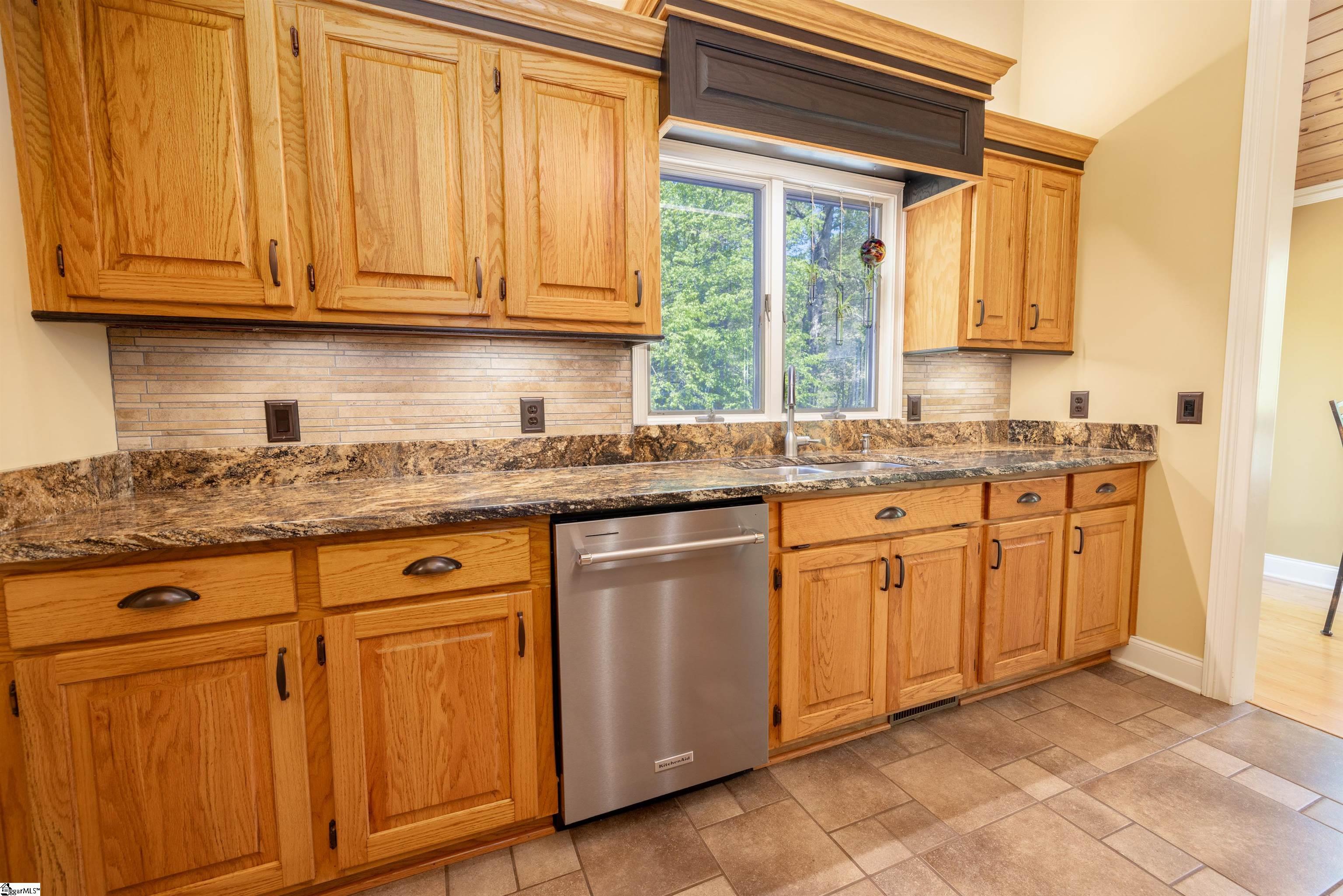 23 Quail Drive Salem, SC 29676