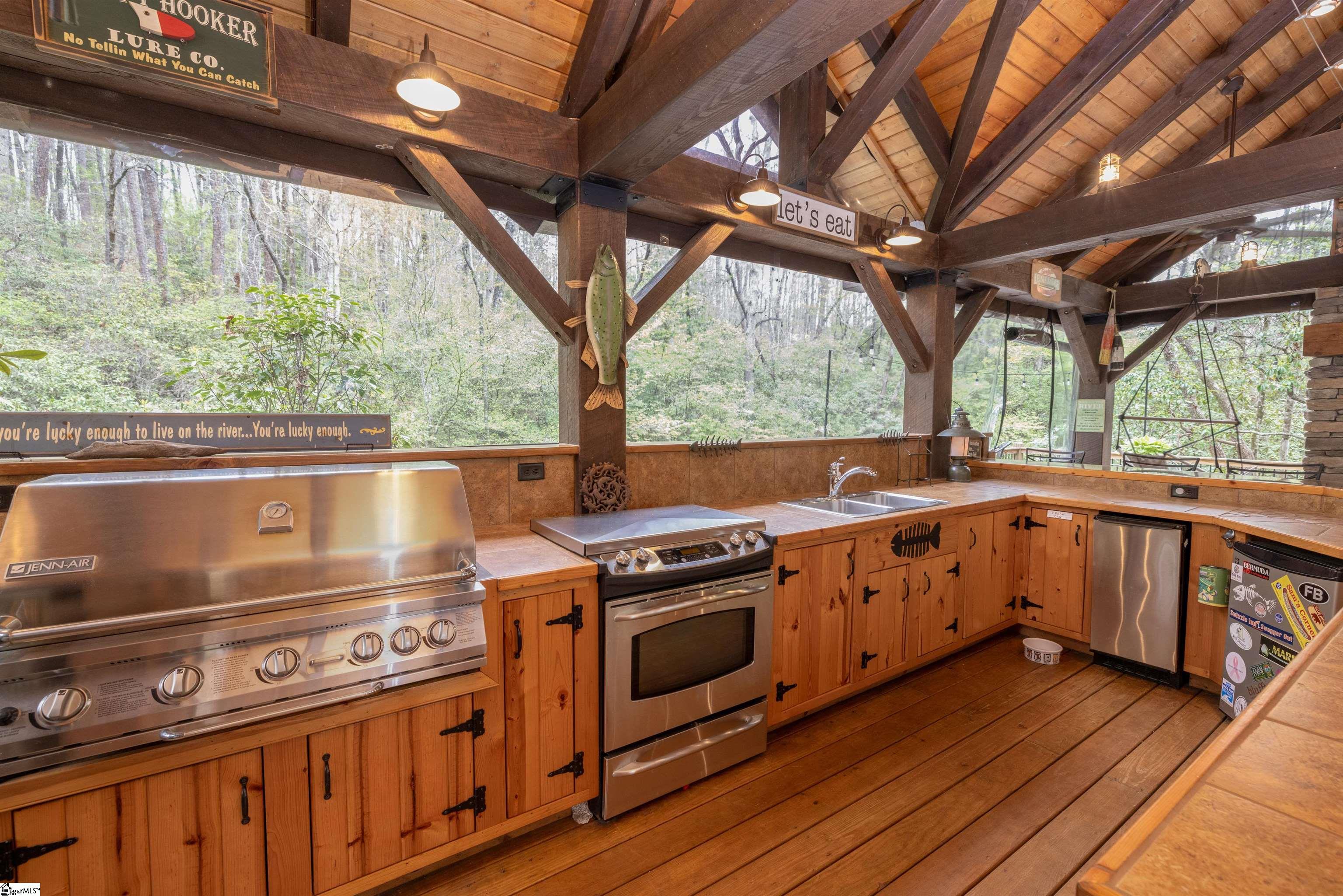 23 Quail Drive Salem, SC 29676