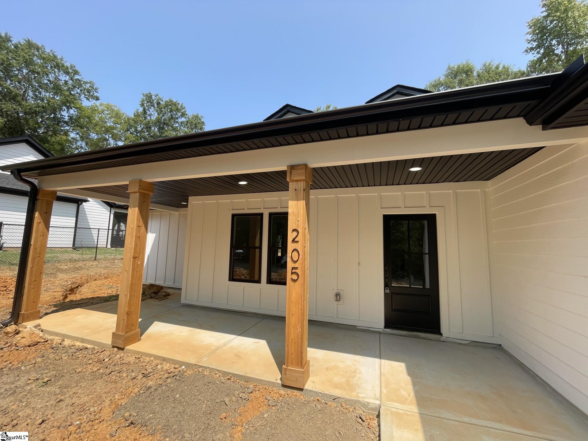205 Mr Jim Lane Clinton, SC 29325