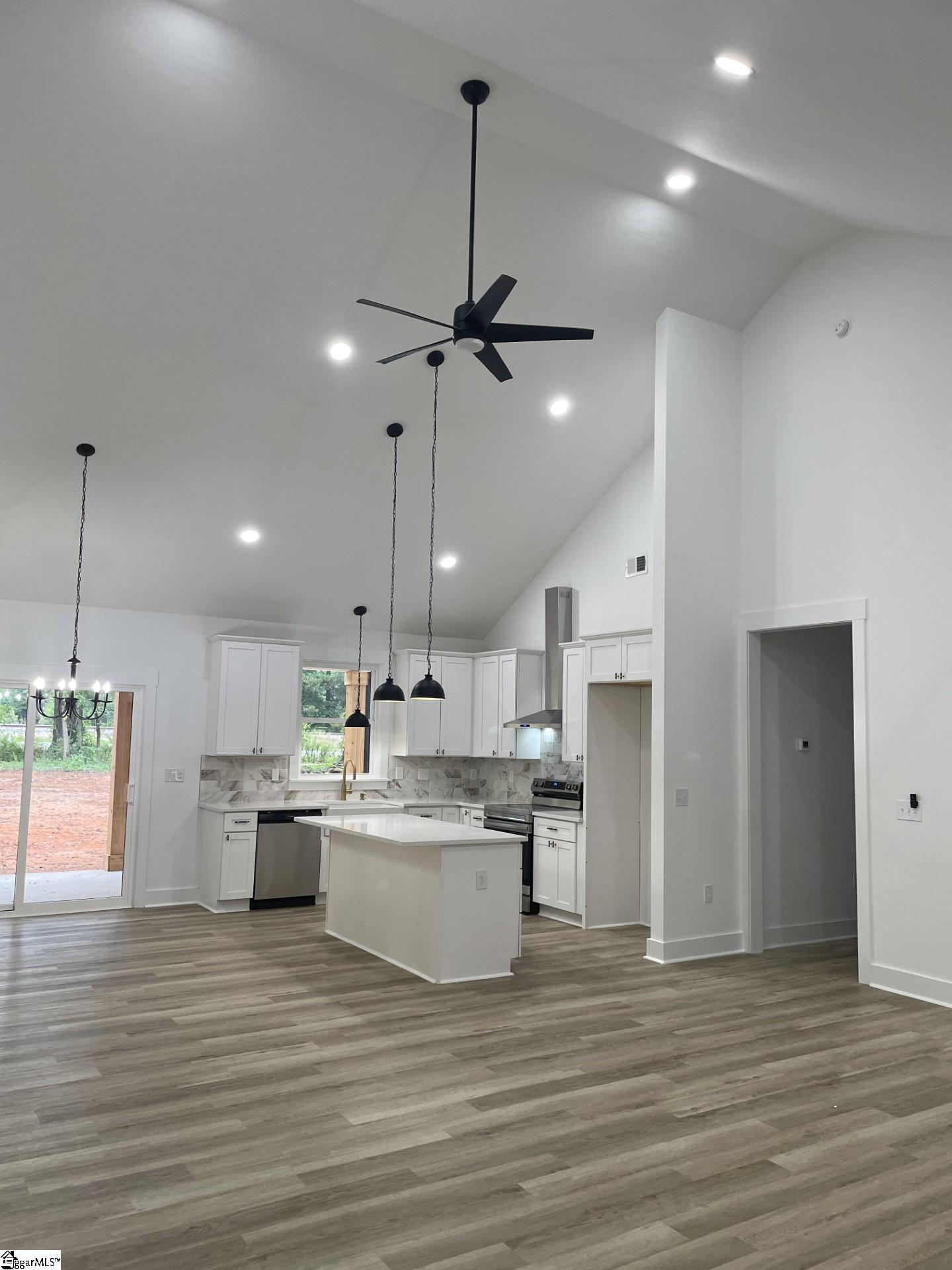 205 Mr Jim Lane Clinton, SC 29325