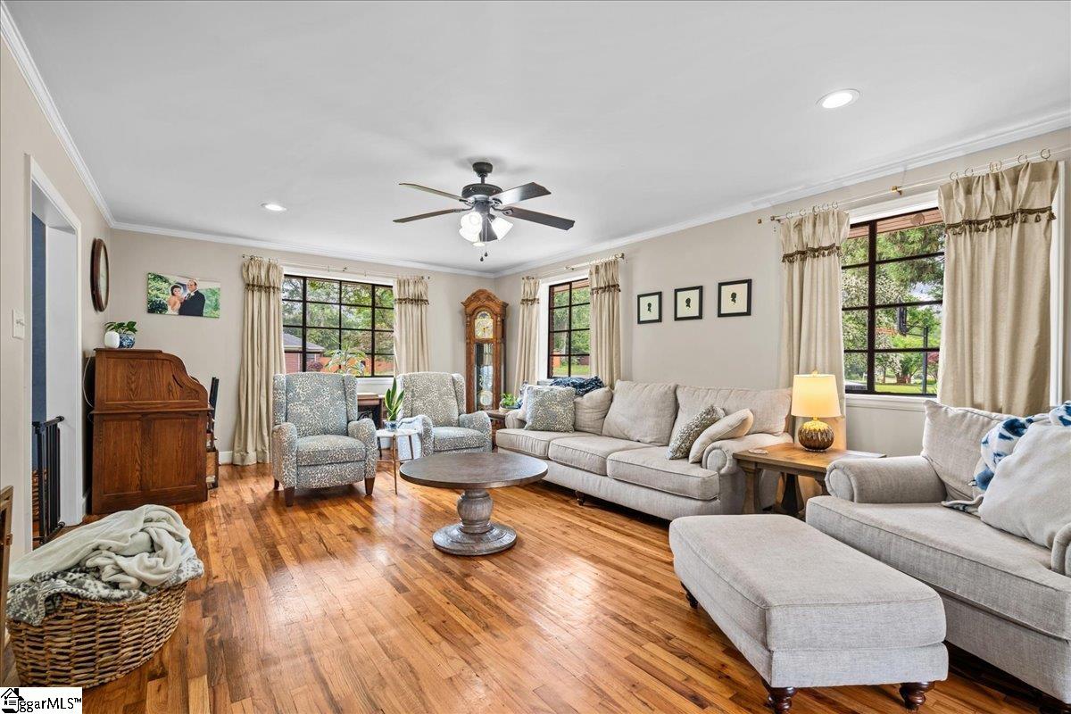 1100 Greenacres Anderson, SC 29621