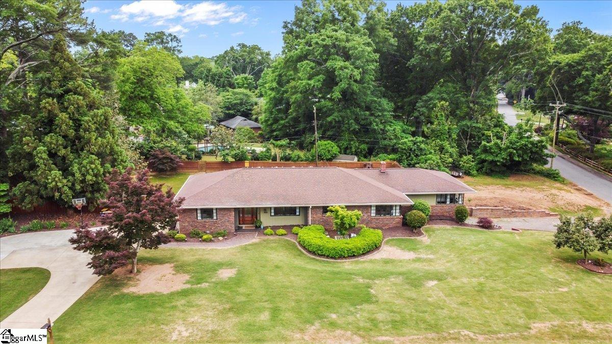 1100 Greenacres Anderson, SC 29621