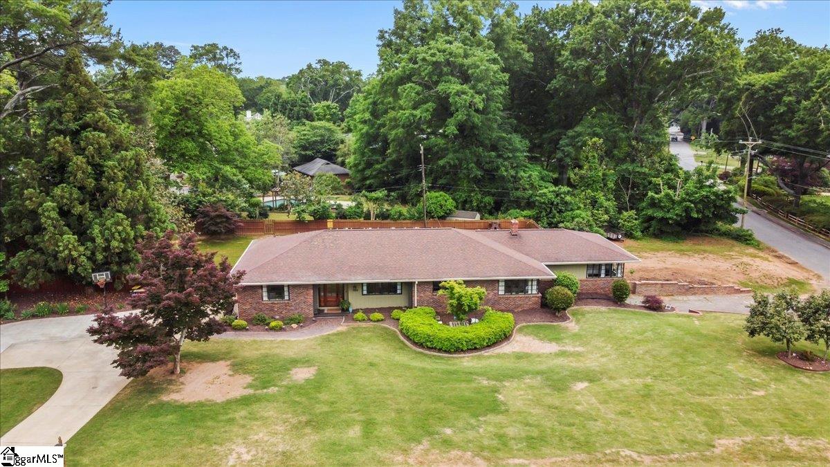 1100 Greenacres Anderson, SC 29621