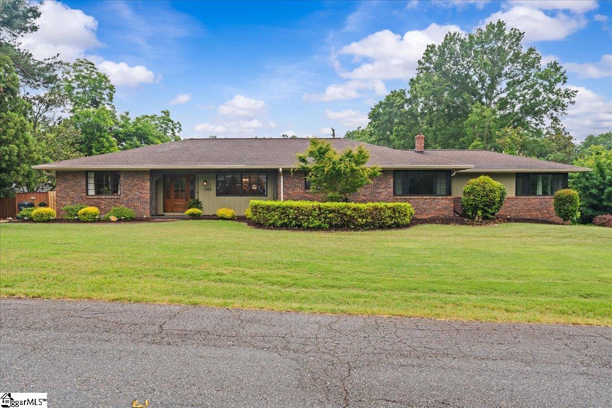 1100 Greenacres Anderson, SC 29621