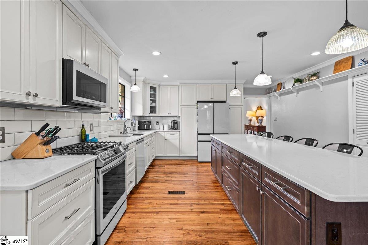 1100 Greenacres Anderson, SC 29621