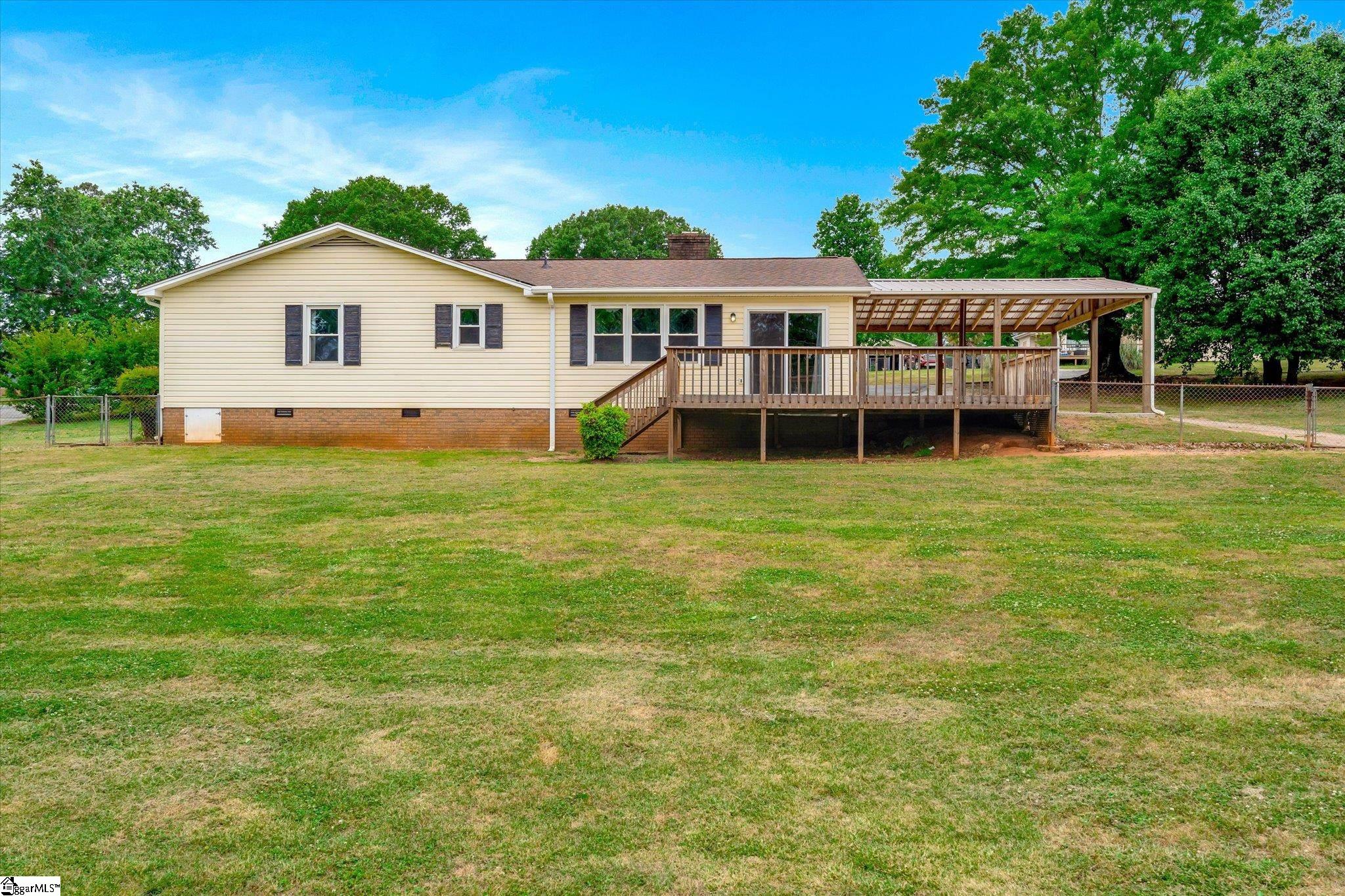 104 Country Glen Lane