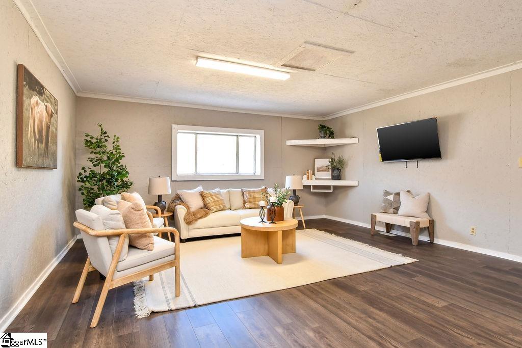 044 Hobby Lane Kinards, SC 29355