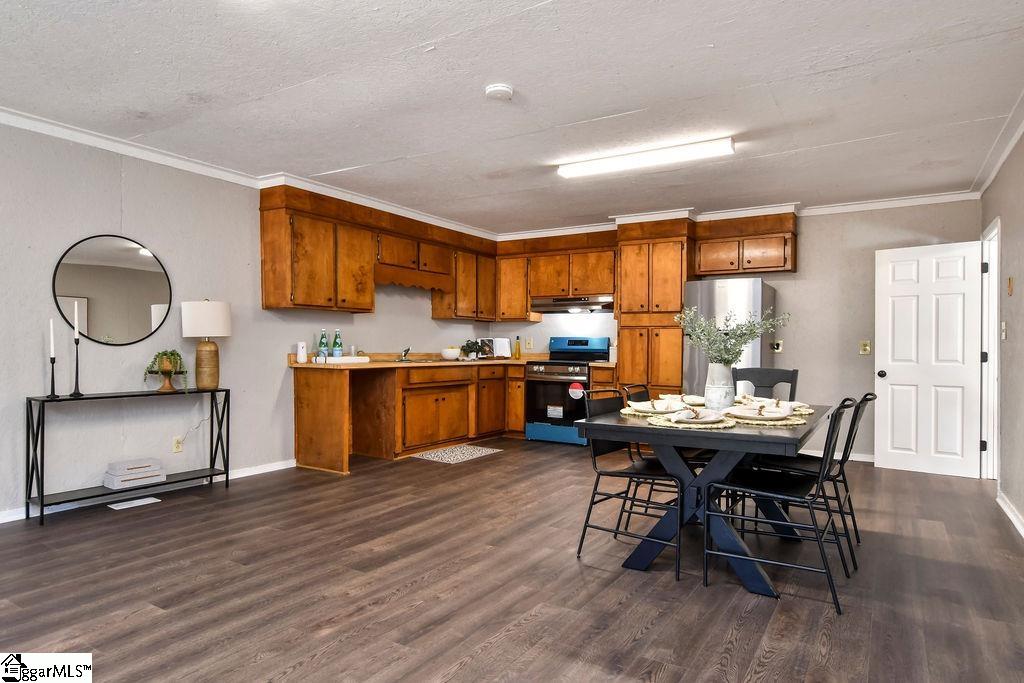 044 Hobby Lane Kinards, SC 29355