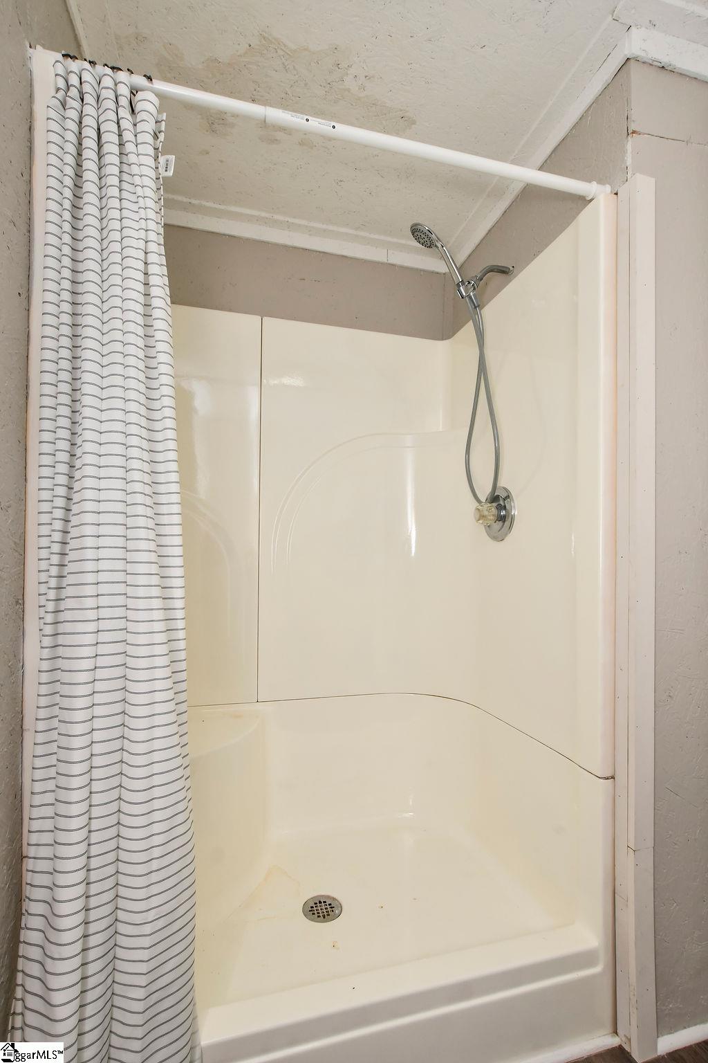 044 Hobby Lane Kinards, SC 29355
