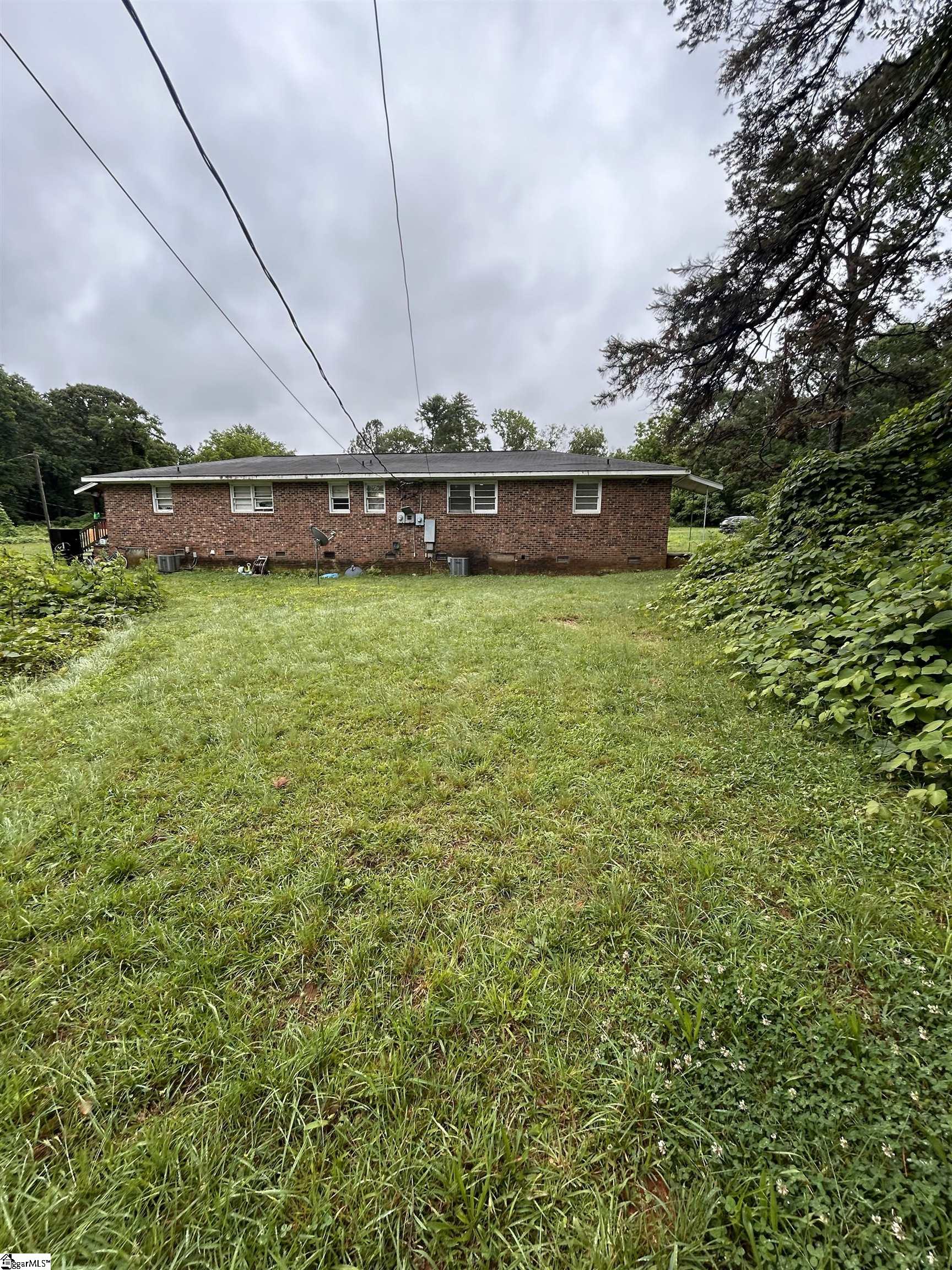 394 Sequoia Drive Spartanburg, SC 29306