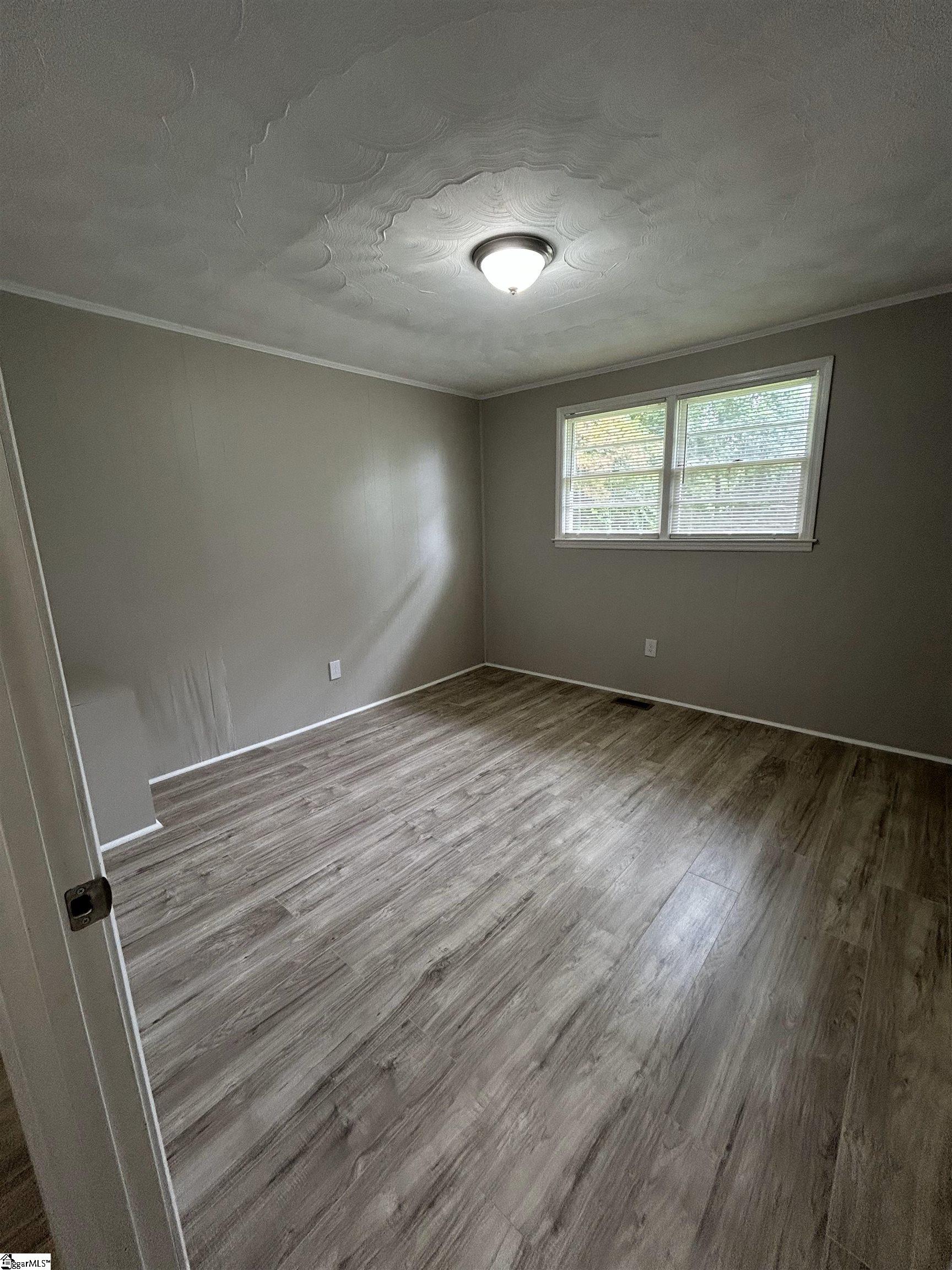 394 Sequoia Drive Spartanburg, SC 29306