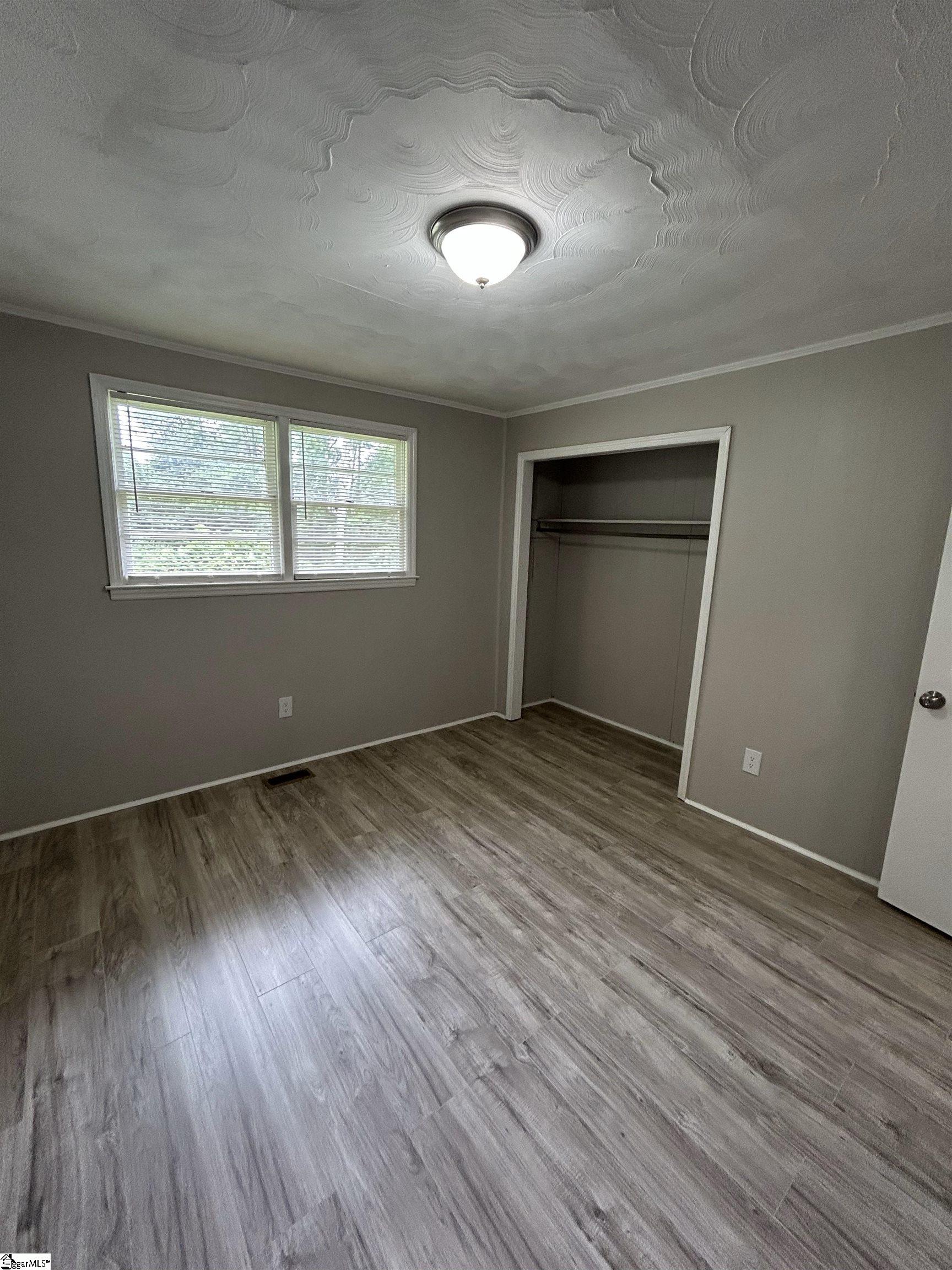 394 Sequoia Drive Spartanburg, SC 29306