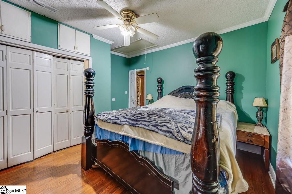 46 Peachtree Street Clinton, SC 29325
