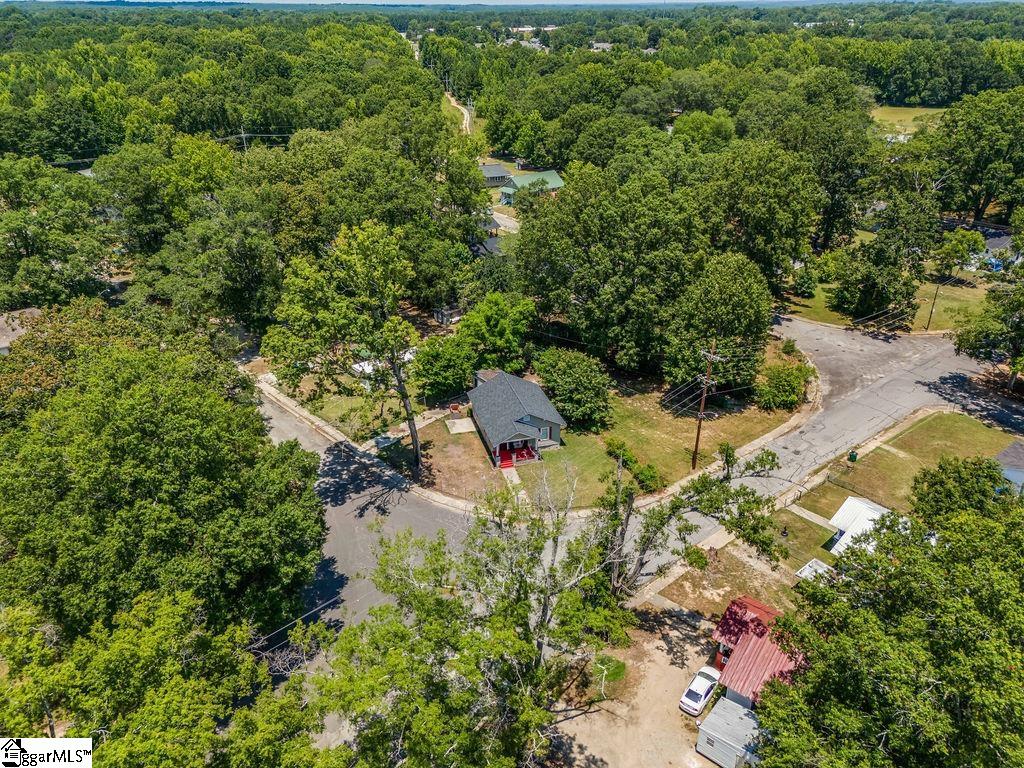 46 Peachtree Street Clinton, SC 29325