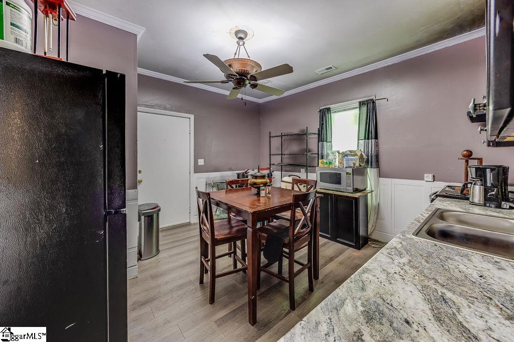 46 Peachtree Street Clinton, SC 29325